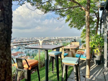 Rooftop 88 Hotel Indigo Singapore Katong