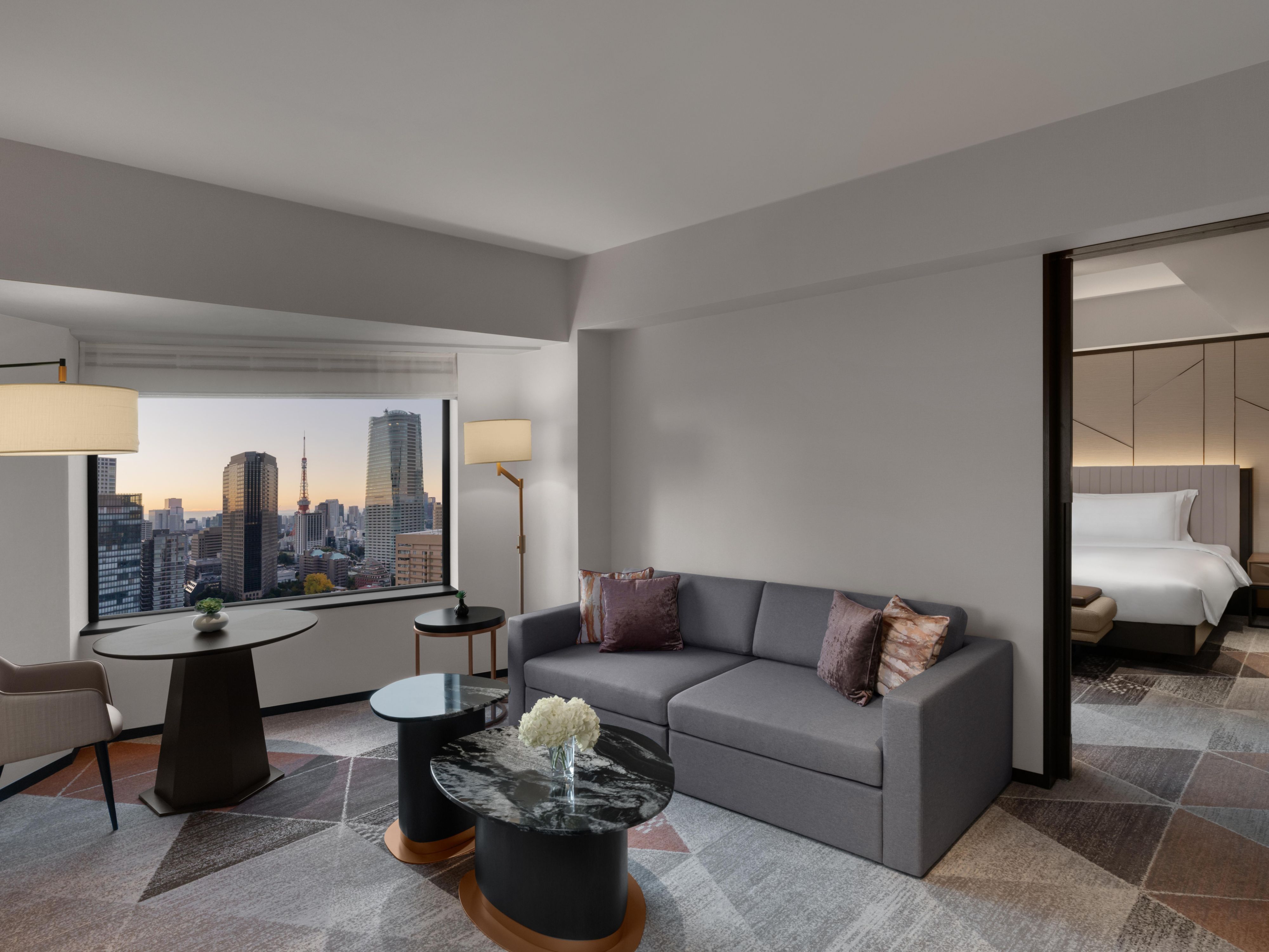 1 King Sora Suite Club Lounge Access