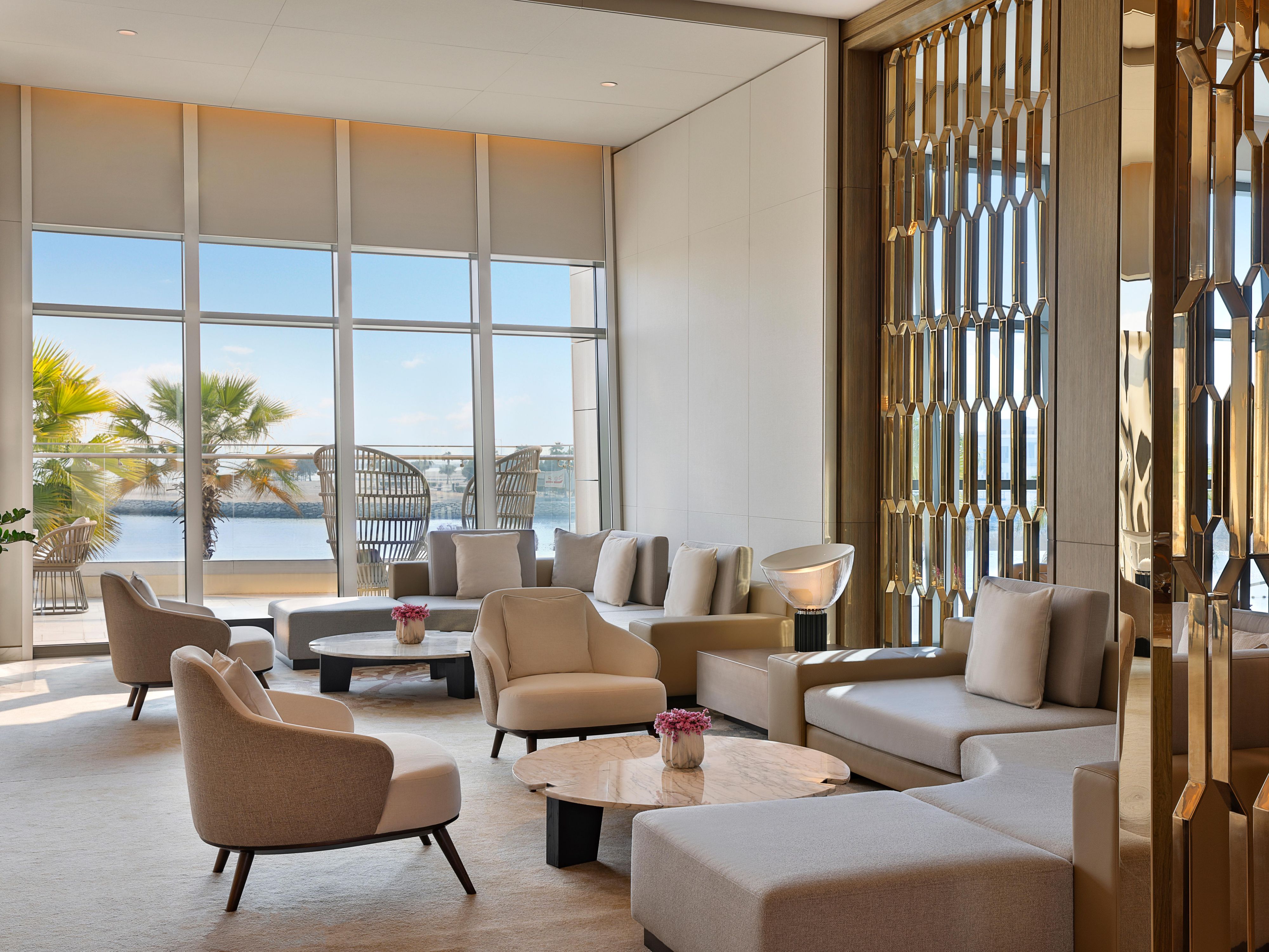 Sea Lounge 
