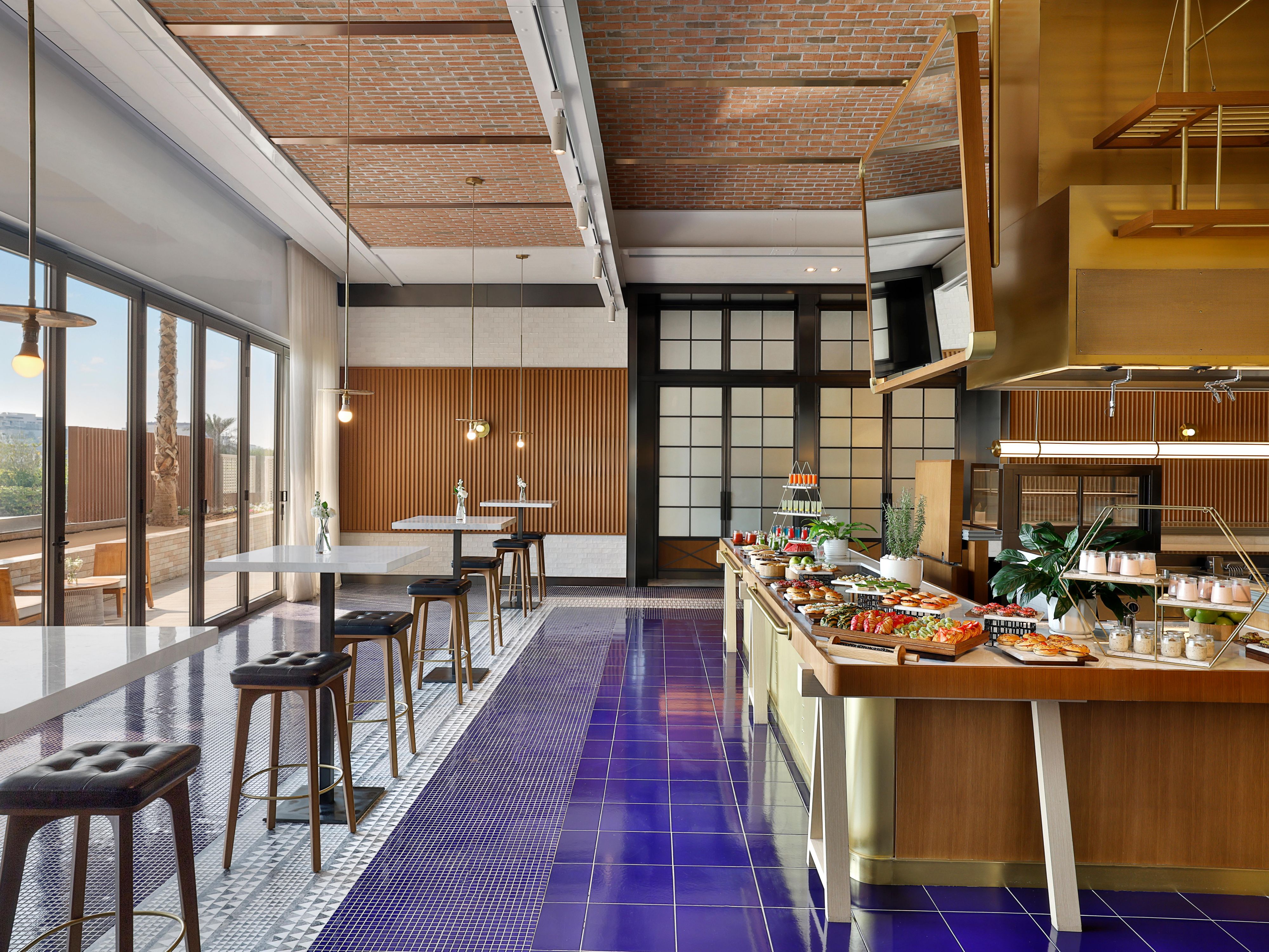 Breakfast Bar