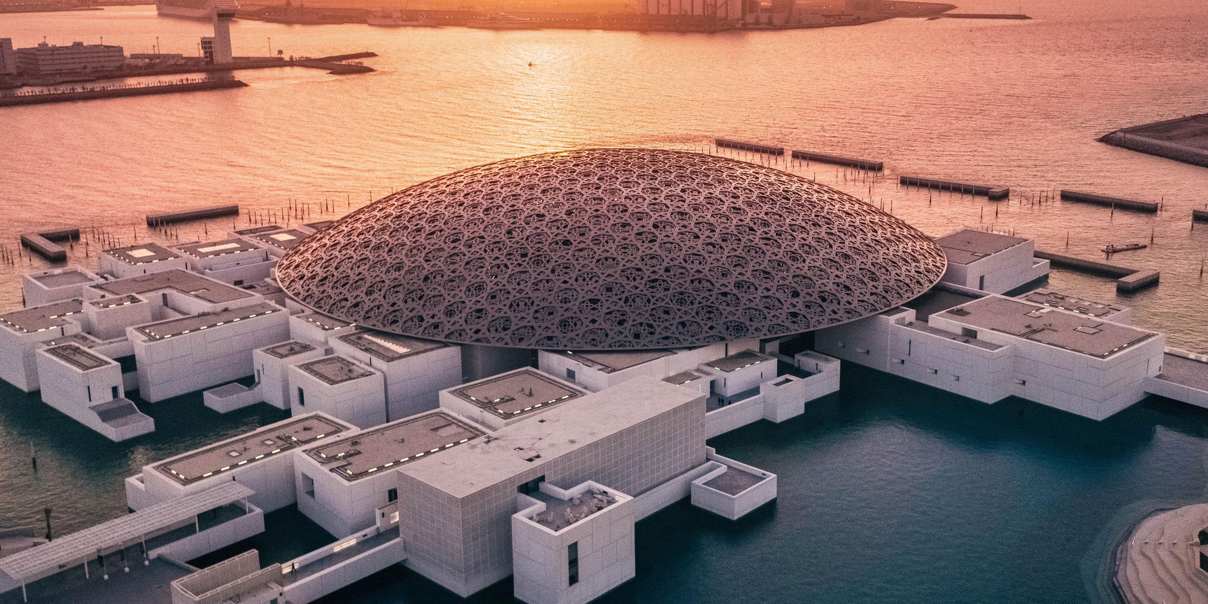متحف اللوفر أبوظبي