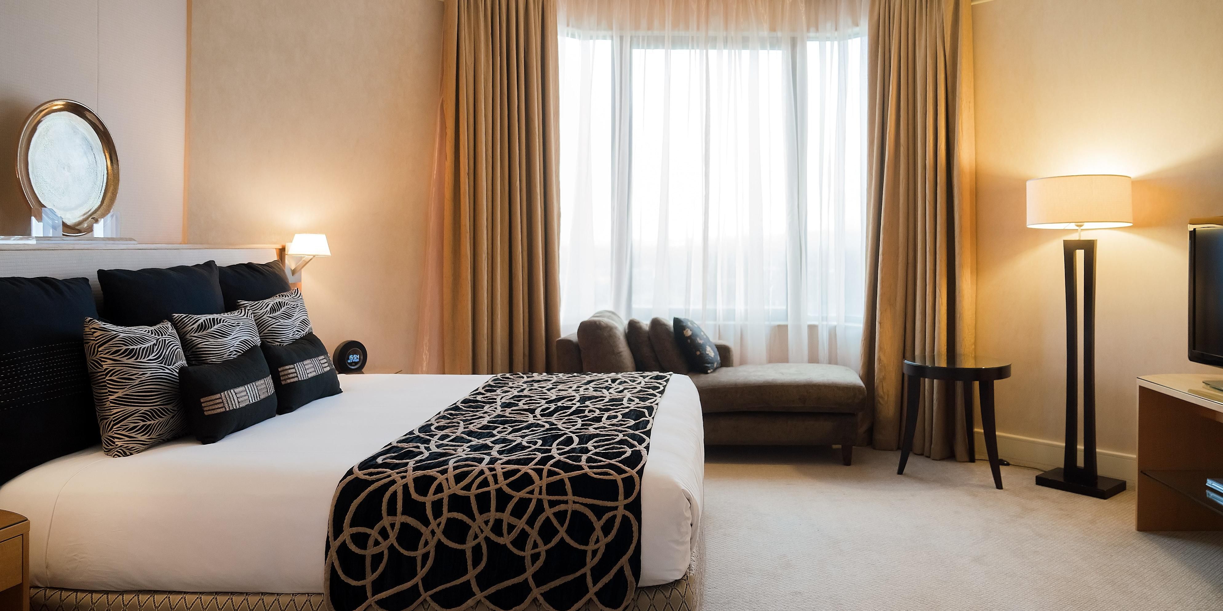 Presidential Suite with King Bed and breathtaking city views