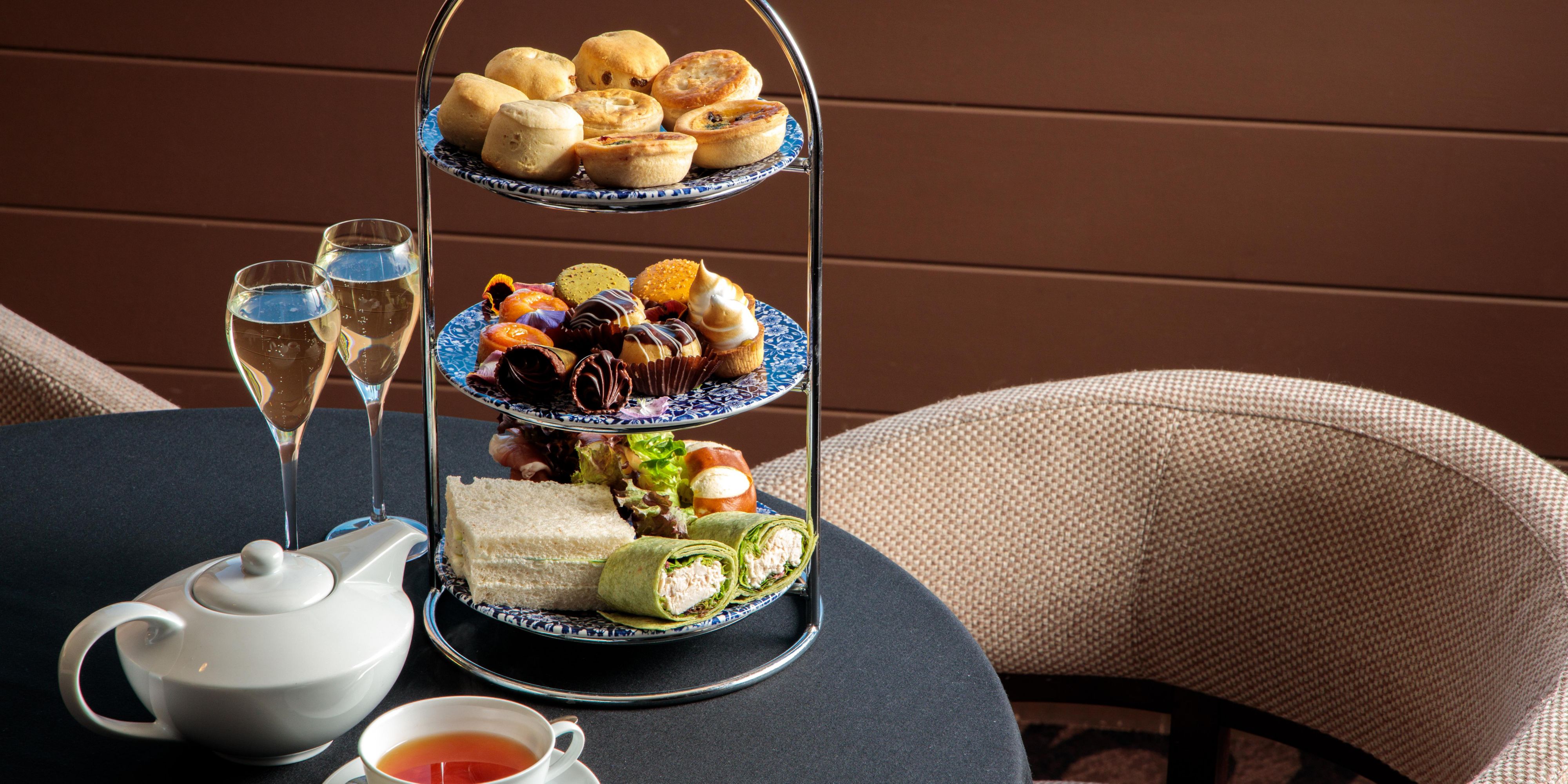 Take an afternoon respite and enjoy our high tea service. InterContinental Adelaide’s high tea offerings are the perfect complement to an afternoon at Adelaide. Delight in a range of gourmet sandwiches and light lunch items, hot pastries, freshly baked scones, and delicious sweets to accompany your afternoon cuppa.