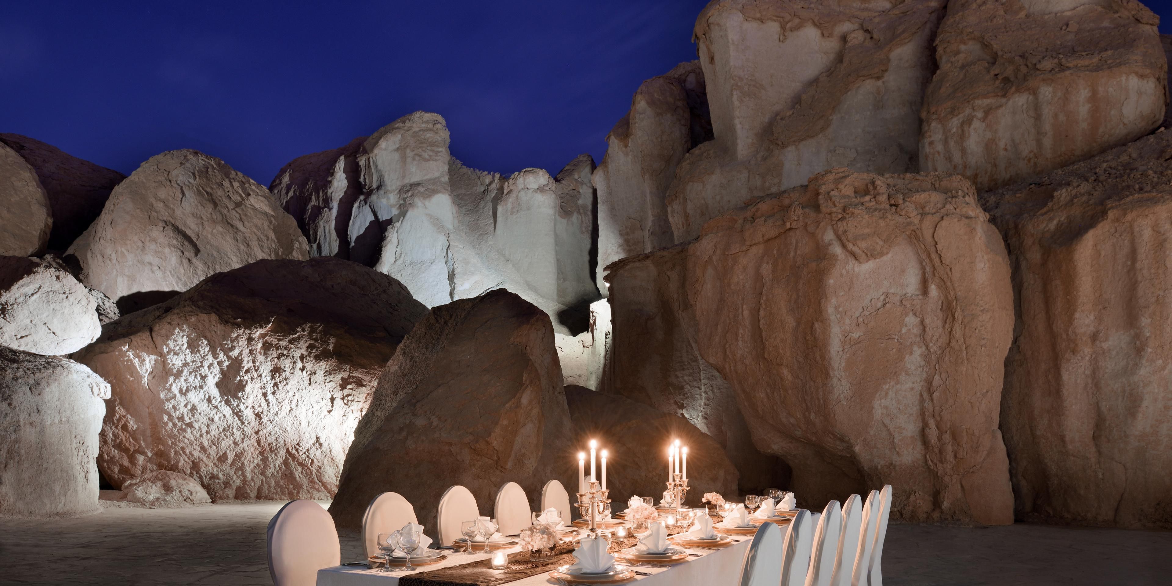 Whether it is for a wedding, a private party, or an outdoor corporate event, choose a taste of the finer things with full-service catering in Al Ahsa.