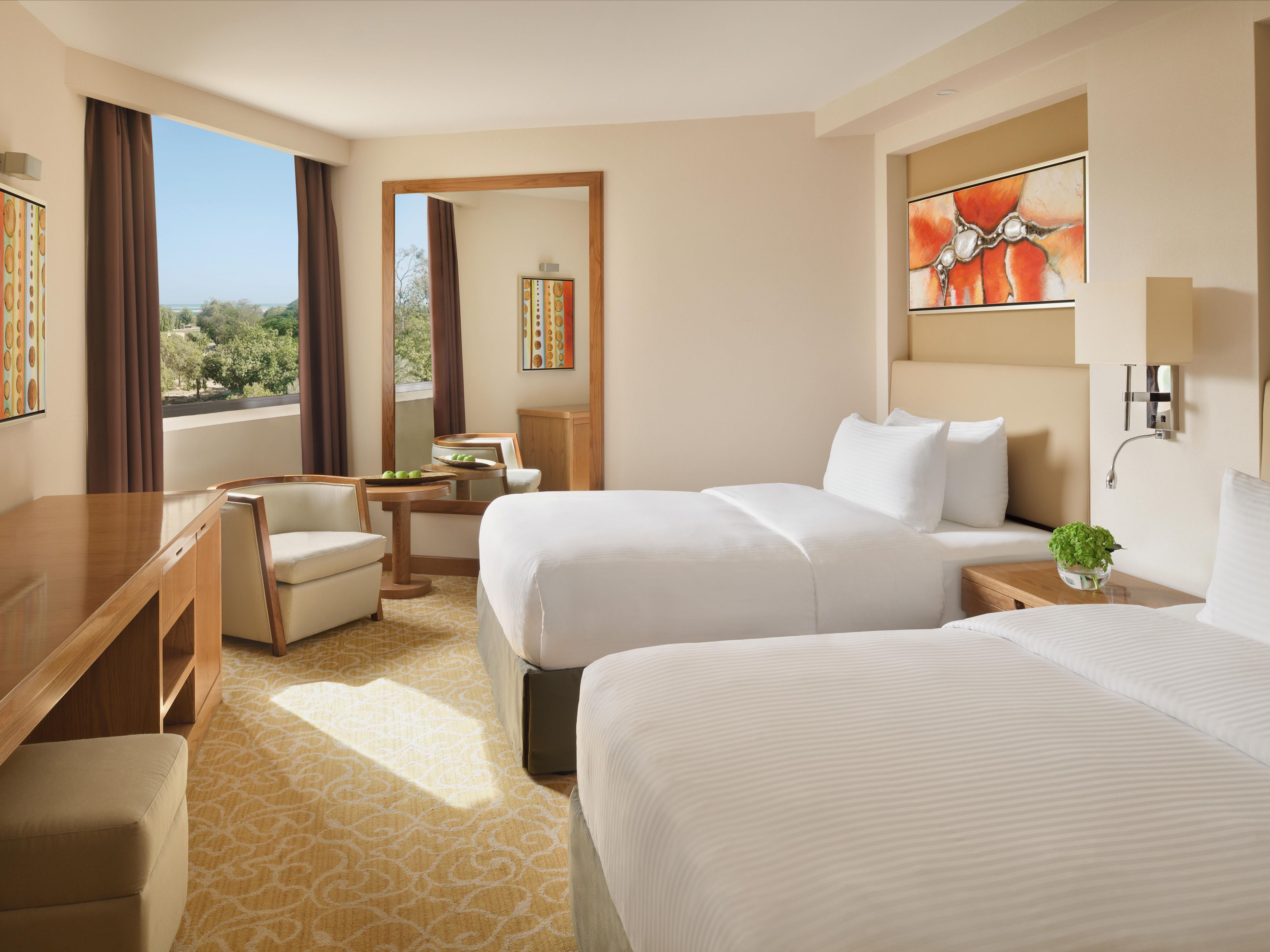 Guest Room with a view to the garden