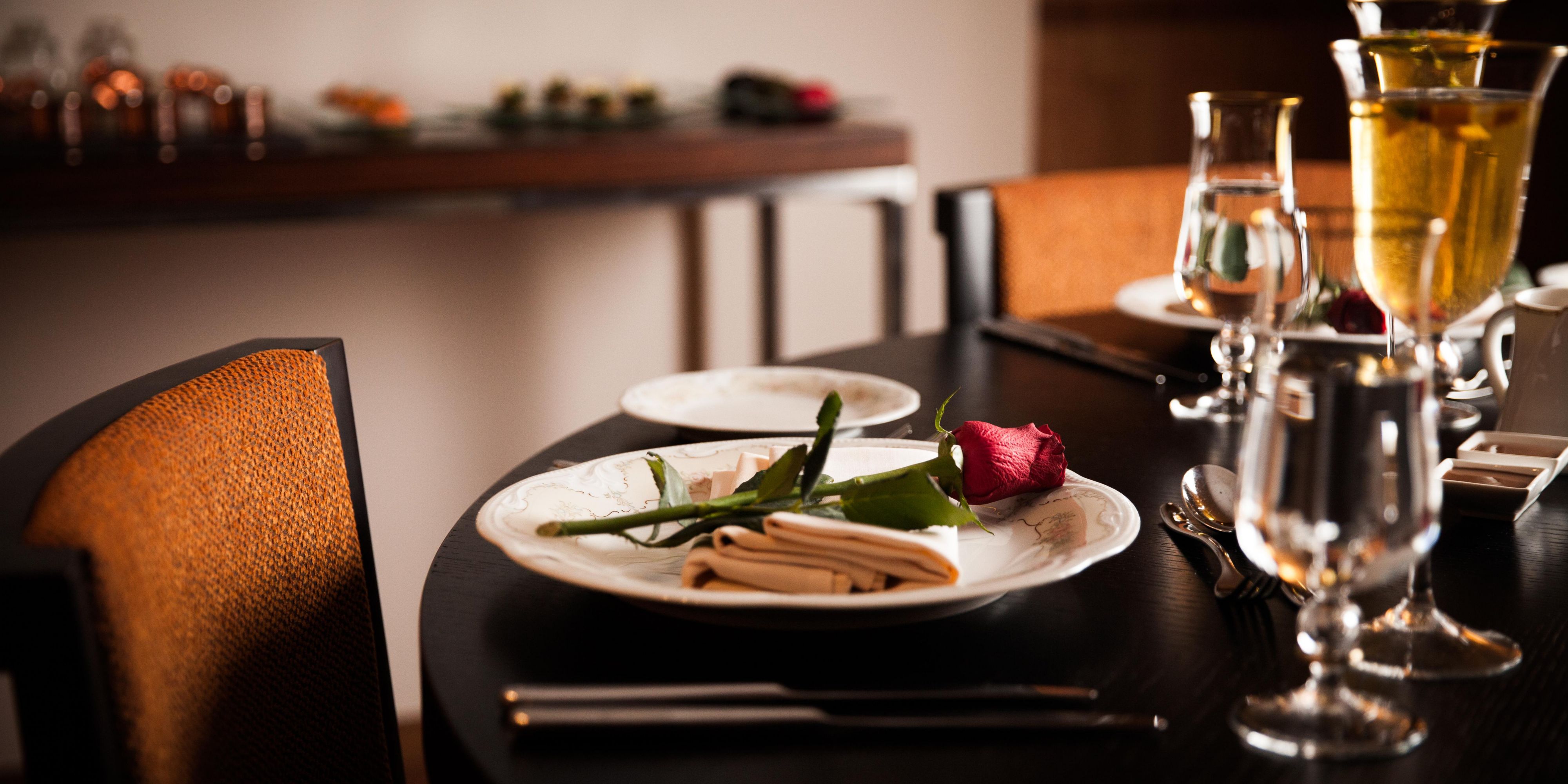 From special gatherings and corporate functions to a fancy reception in the comforts of your home or private space, choose the most-experience catering team in Al Khobar.