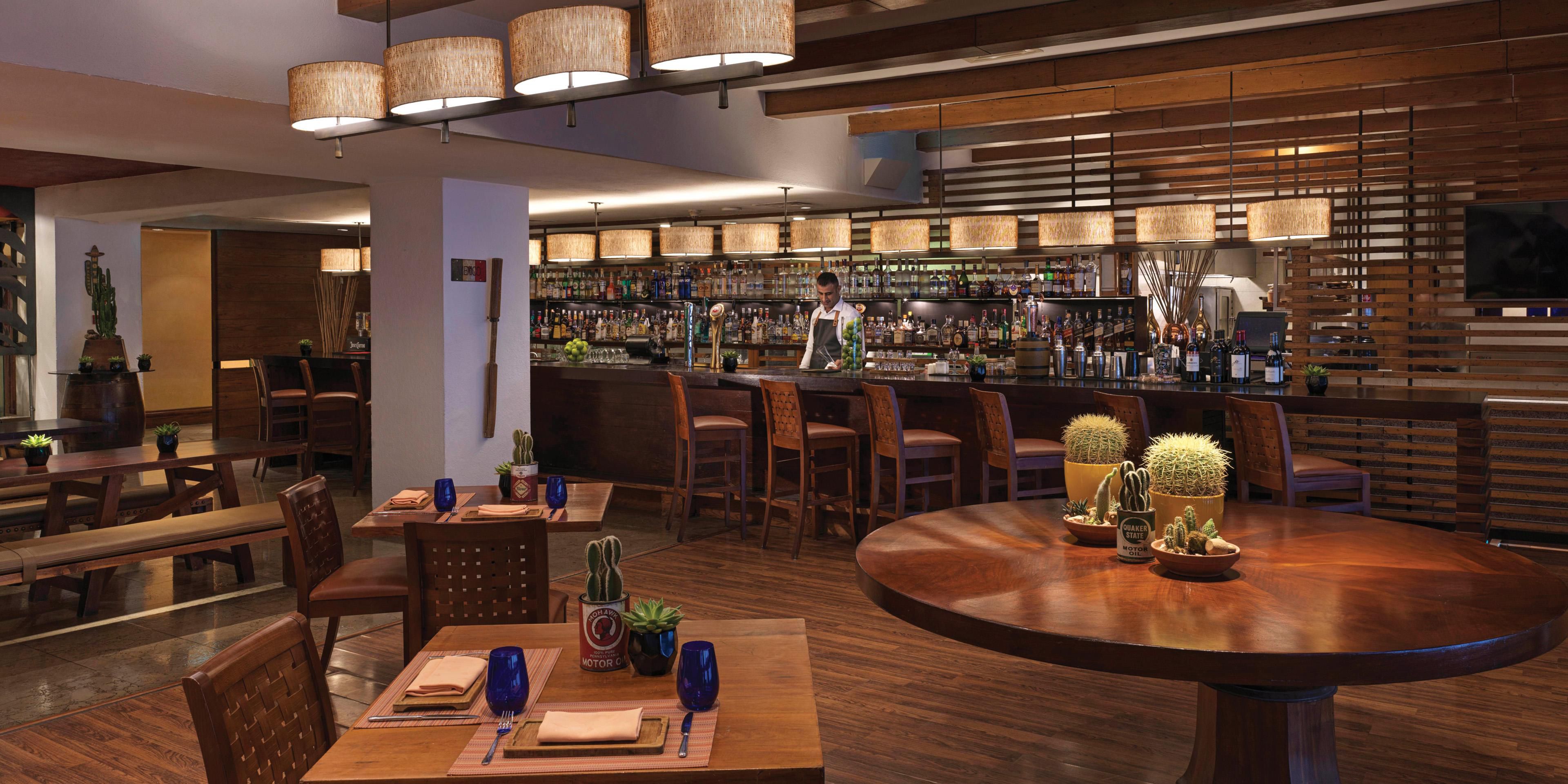 Join us for our daily Happy Hour at Cinco De Mayo Restaurant, happening every day from 5:00 to 7:00 PM! It's the perfect time to relax and enjoy great company in a vibrant atmosphere. Treat yourself to 50% off a wide selection of refreshing beverages, from classic cocktails to ice-cold beers, and indulge in 25% off our mouthwatering bar snacks.