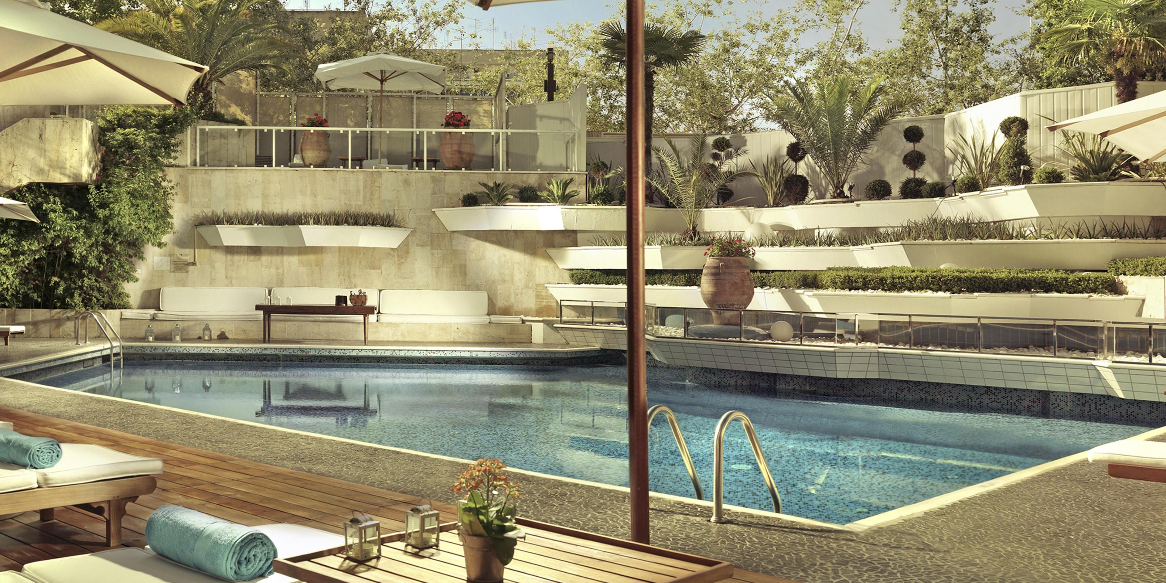 Embrace seasonal luxury at our esquisite outdoor pool