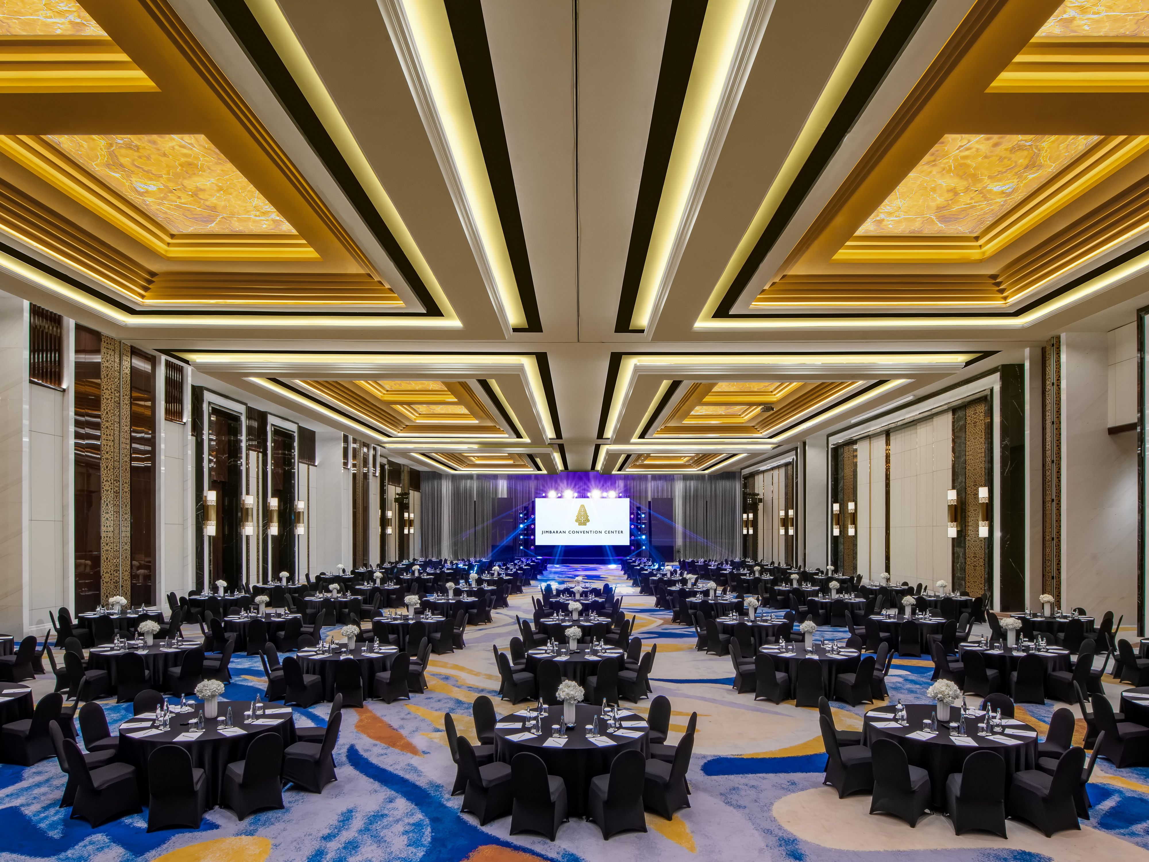 The Imperial Grand Ballroom - Round Table Meeting