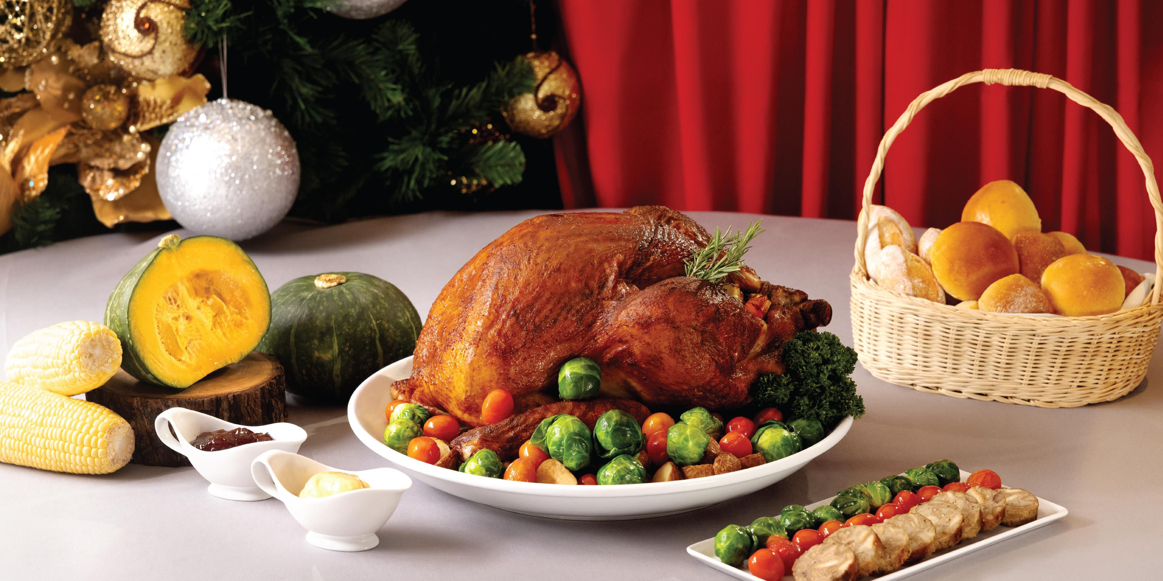 InterContinental Bangkok wishes you a Merry Christmas and a Happy New Year! We invite you to join us in celebrating the holidays with elegance, sophistication, and cheer by enjoying the many events and experience we have prepared for the festive season.