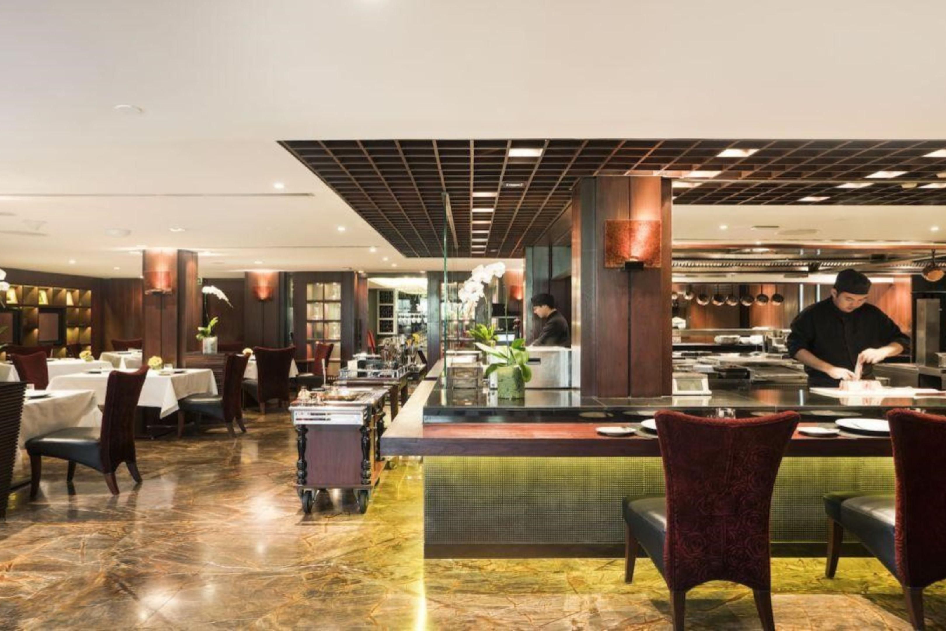 Fireplace Grill and Bar