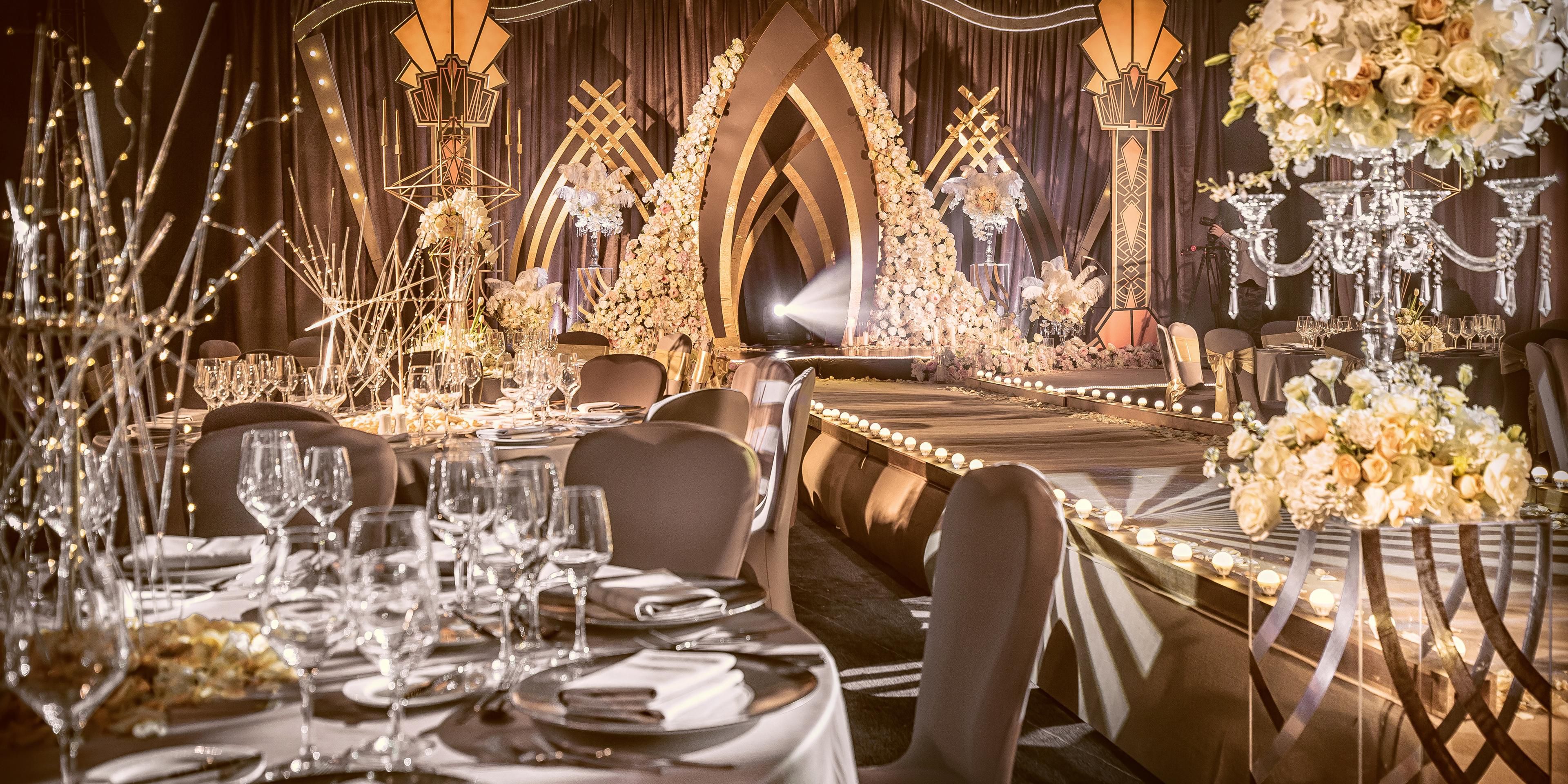 With an ideal location, luxury atmosphere, impeccable service, and delicious culinary experience, InterContinental Beijing Sanlitun is the perfect place for your big day. We offer 800㎡ of event space and 336㎡ of ballroom foyer for receptions, in addition to state-of-the-art audio/visual equipment and dedicated events team.