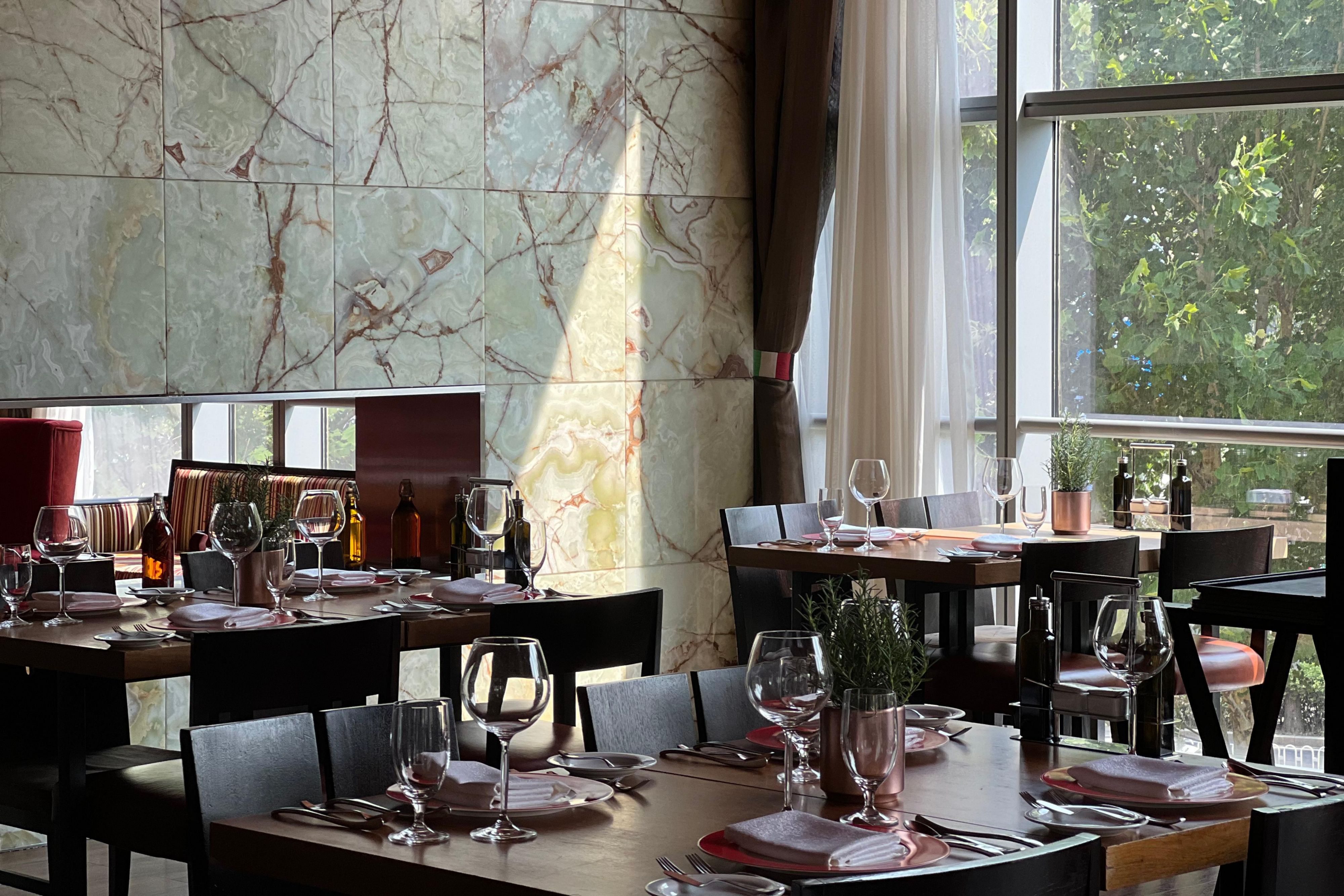 Dining Options in Beijing | InterContinental Beijing Beichen