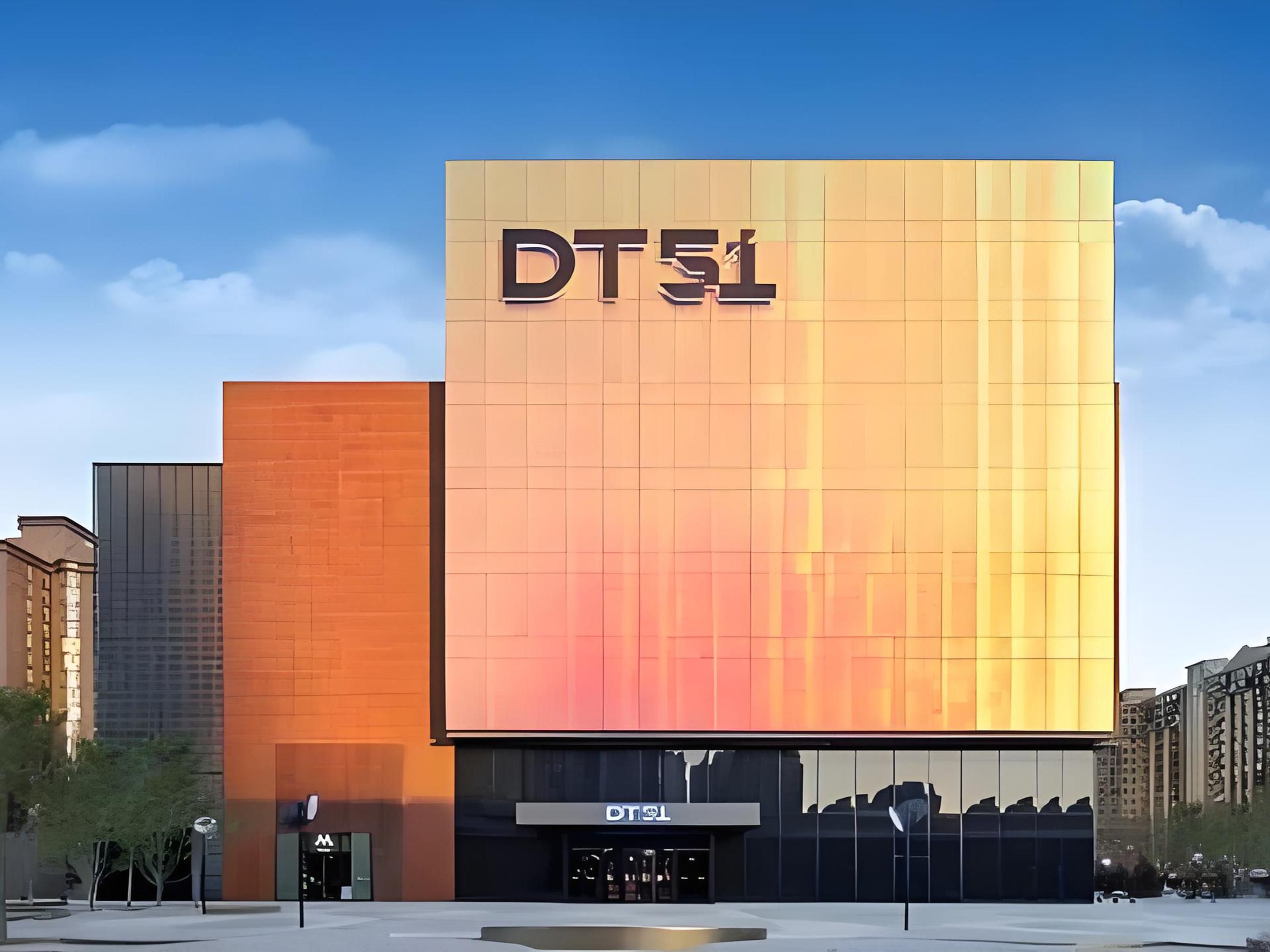 DT51 Shopping Mall