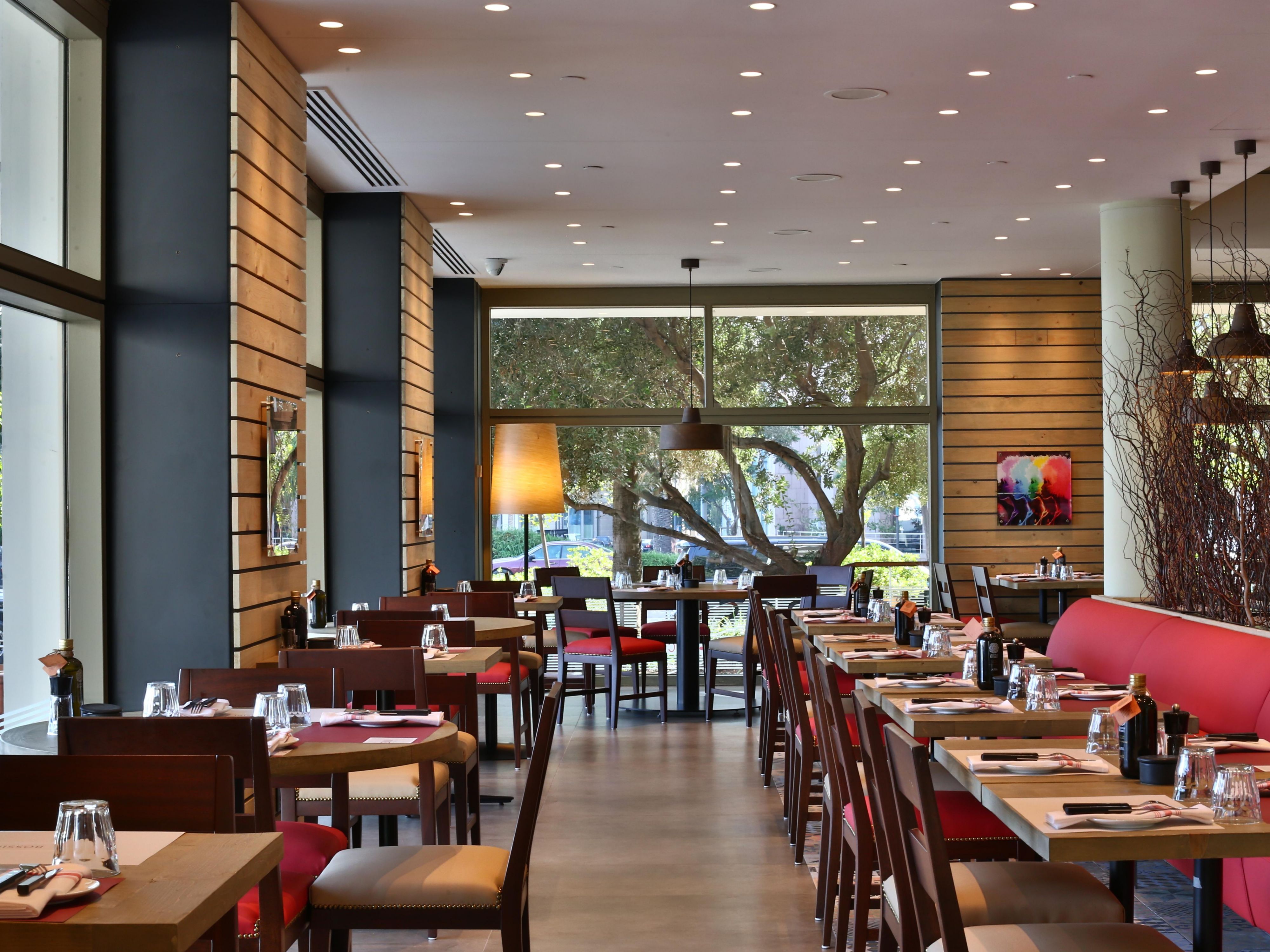 intercontinental-phoenicia-beirut-luxury-hotel-in-beirut