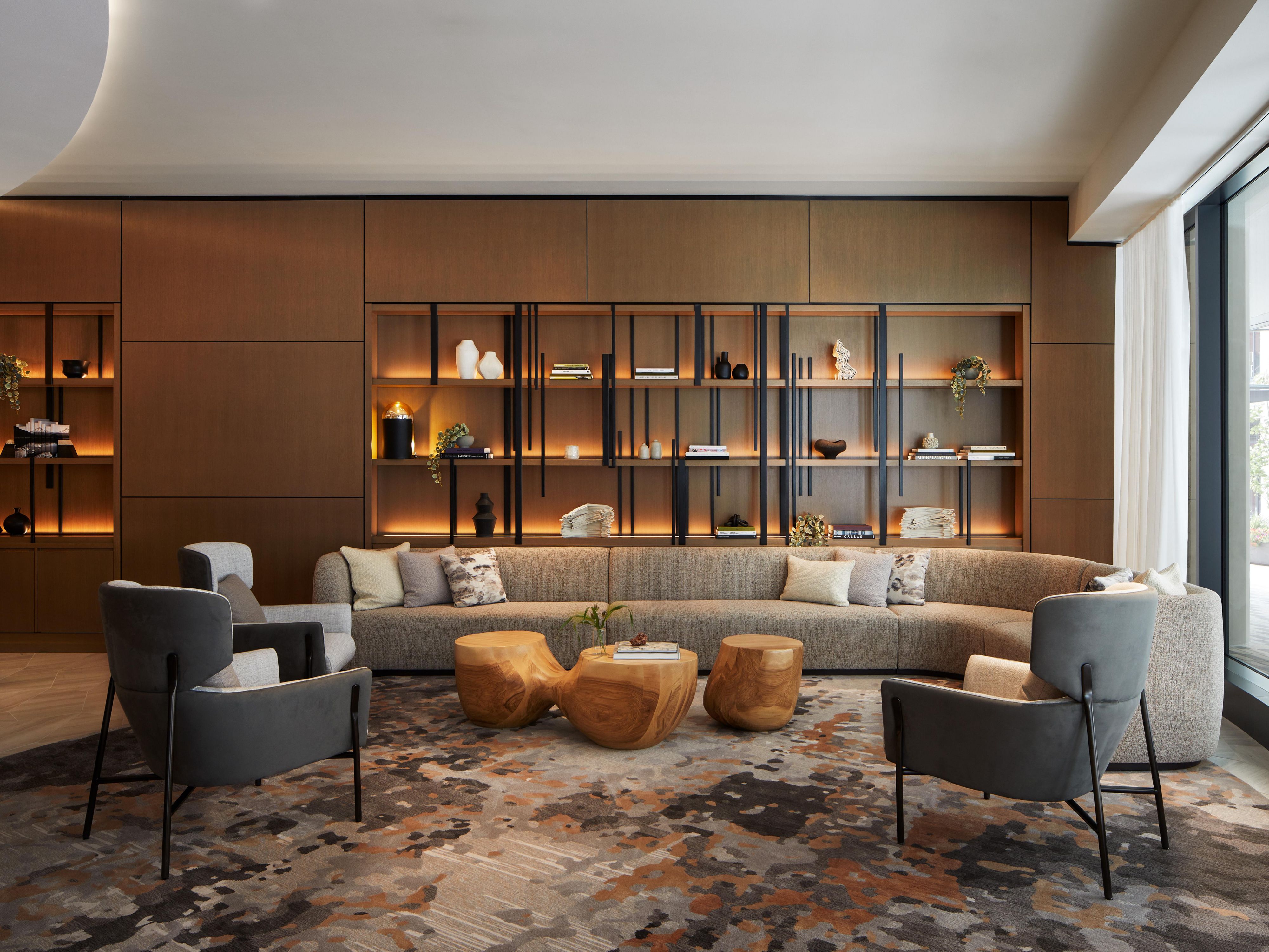 A welcoming arrival in our wood-paneled Bellevue hotel lounge
