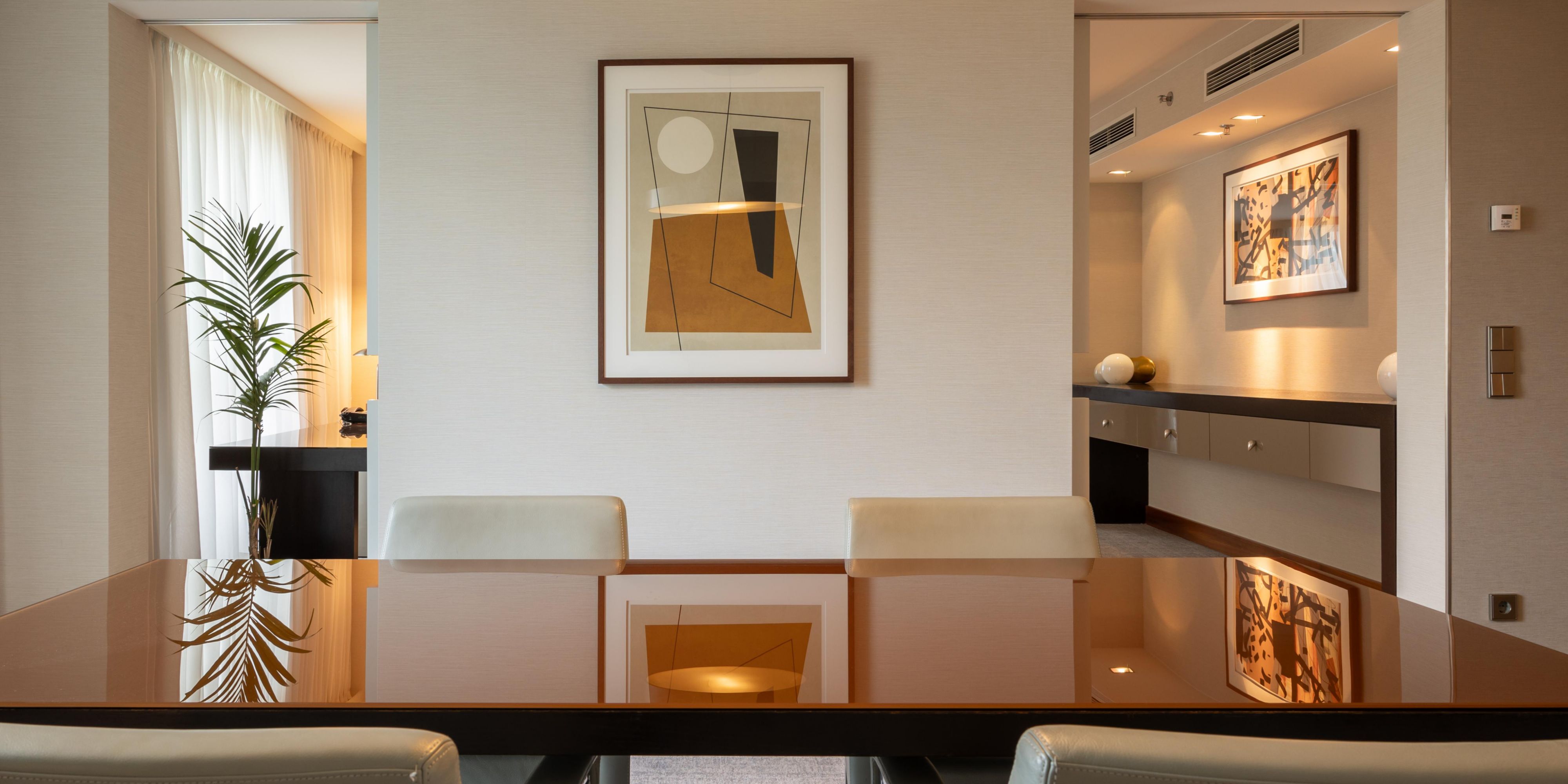 Diplomatic Suite
