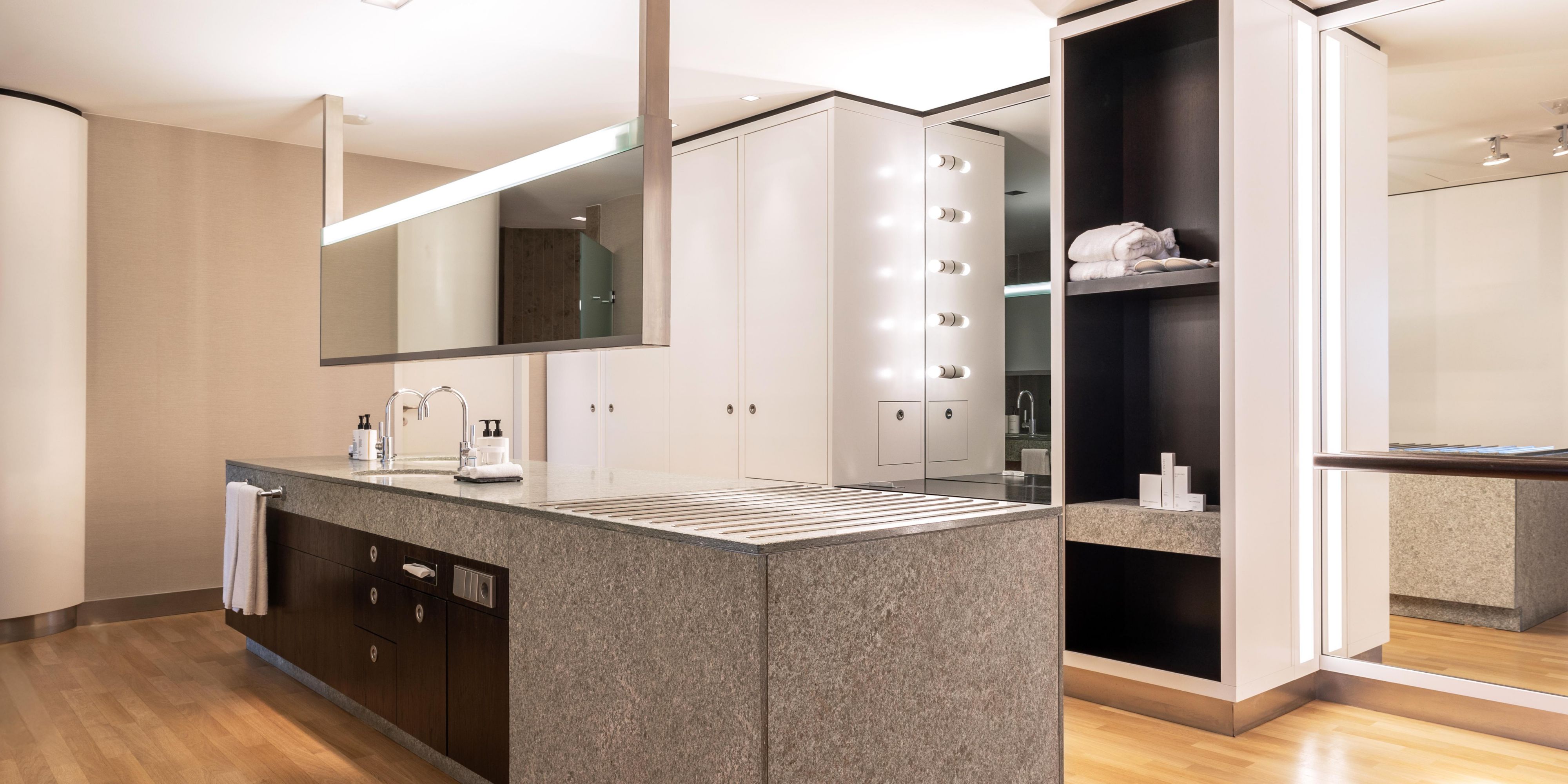 Park Suite