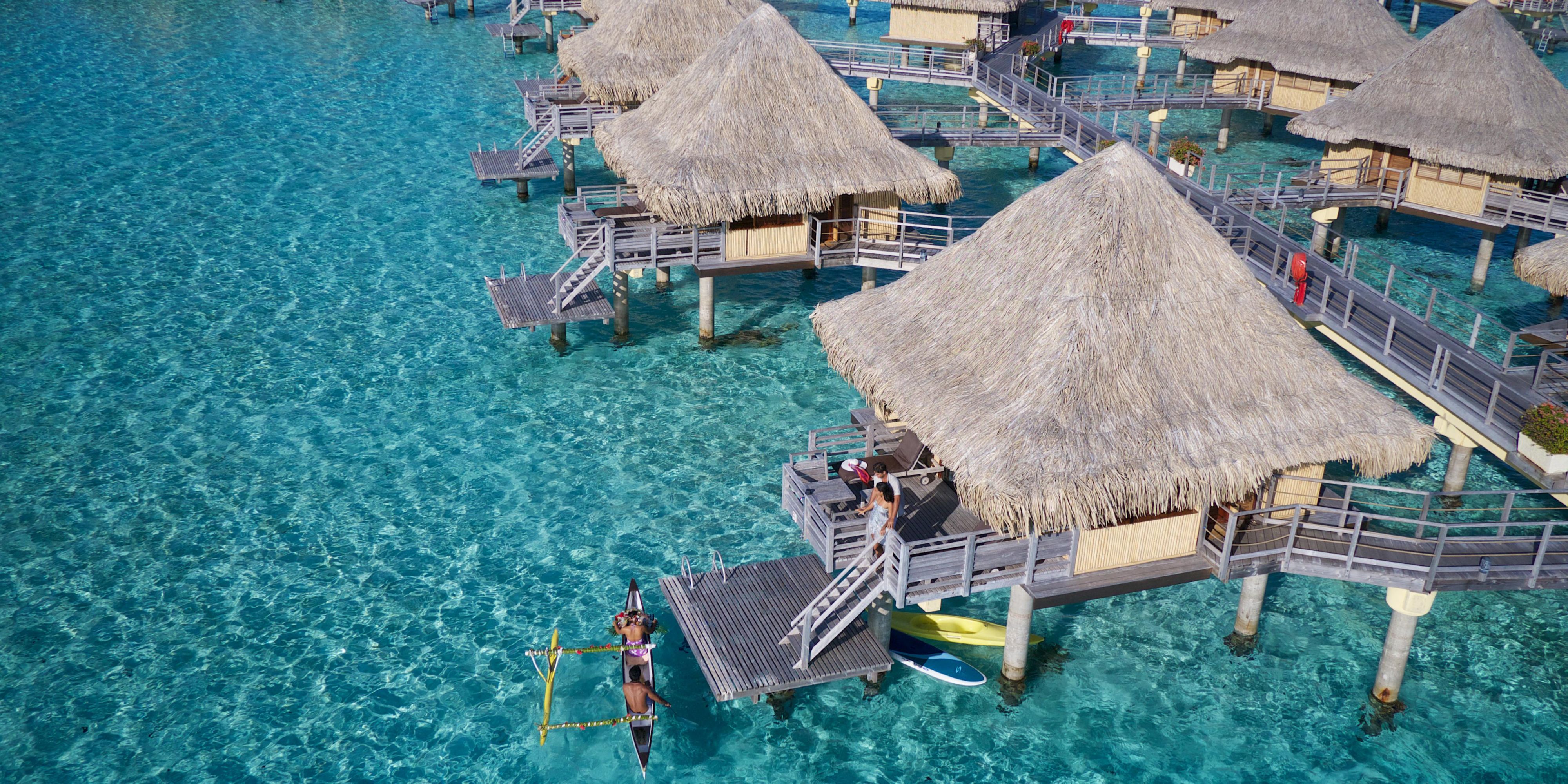 Где дешевле отдохнуть. Бора Бора INTERCONTINENTAL. Моана остров Бора Бора. INTERCONTINENTAL Bora Bora le Moana Resort. Бора Бора перелет Цюрих Бора Бора.