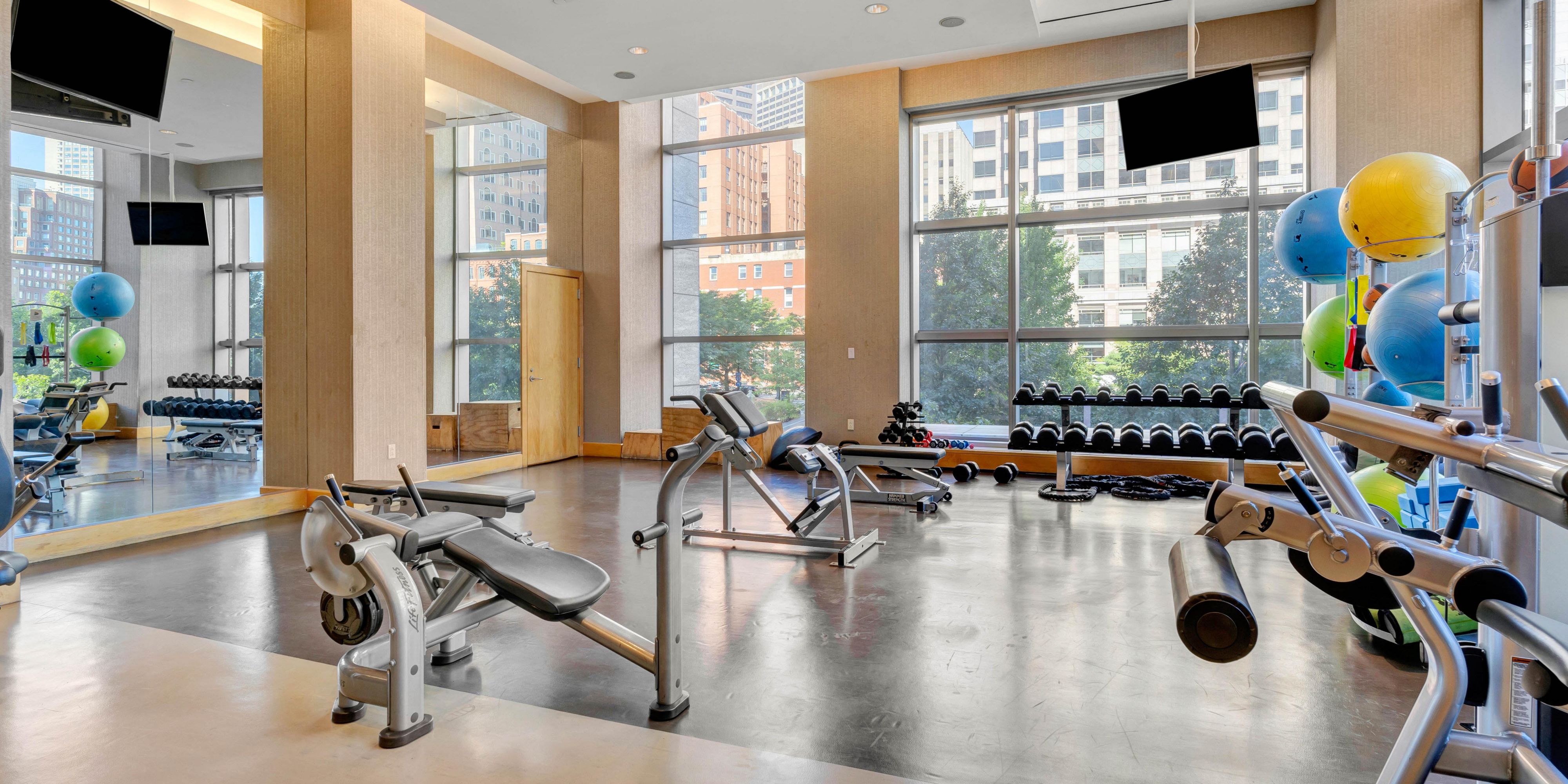 Free weights at the InterContinental Boston fitness center