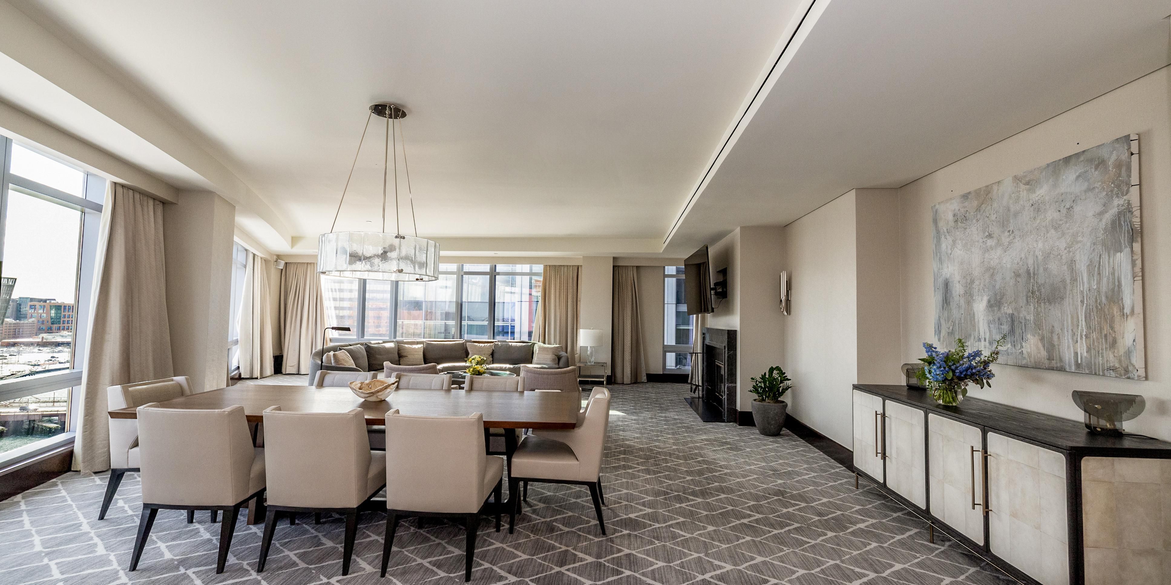 Indulge in one of our spacious Executive Suites, or revel in the Presidential Suite, with pampering extras including a sitting area with fireplace, an expansive bedroom and a marble bath with a soaking tub. all of our hotel suites in Boston include complimentary access to our Club Lounge.
