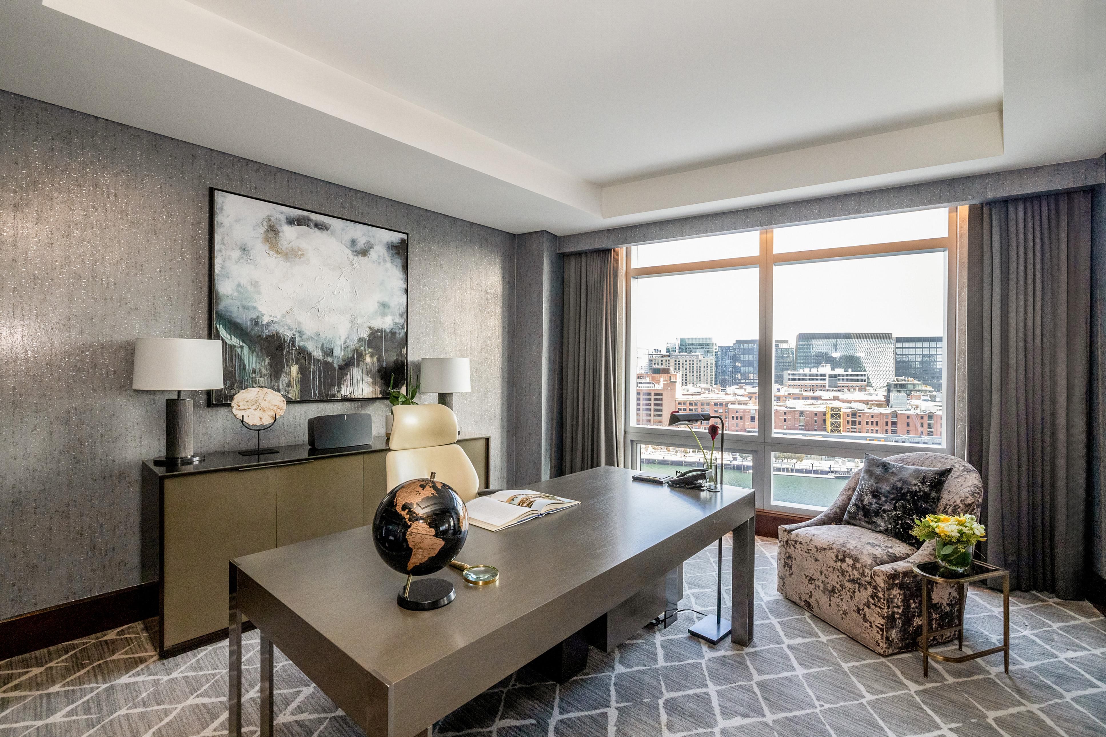 InterContinental Boston suite