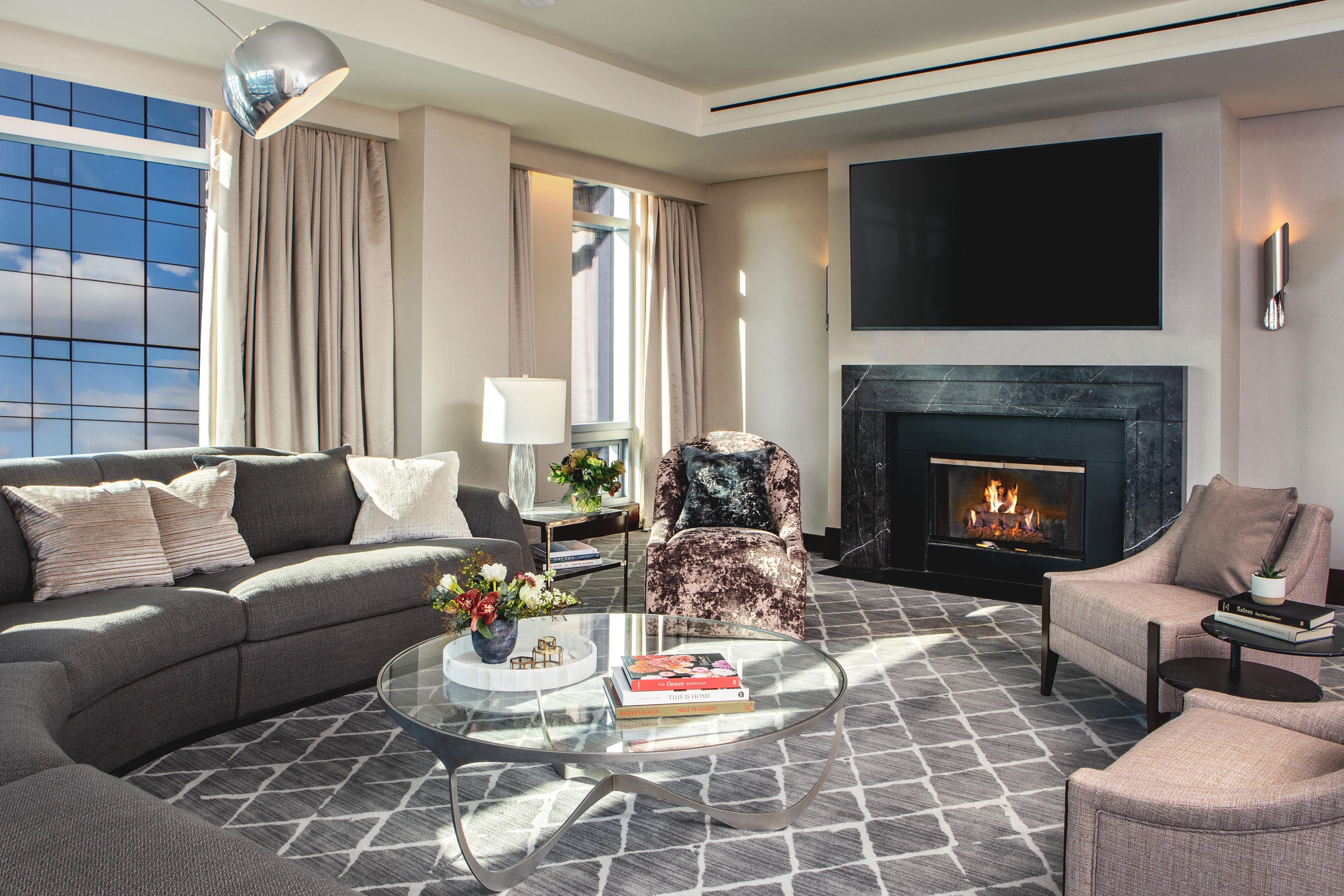 Presidential suite living area.