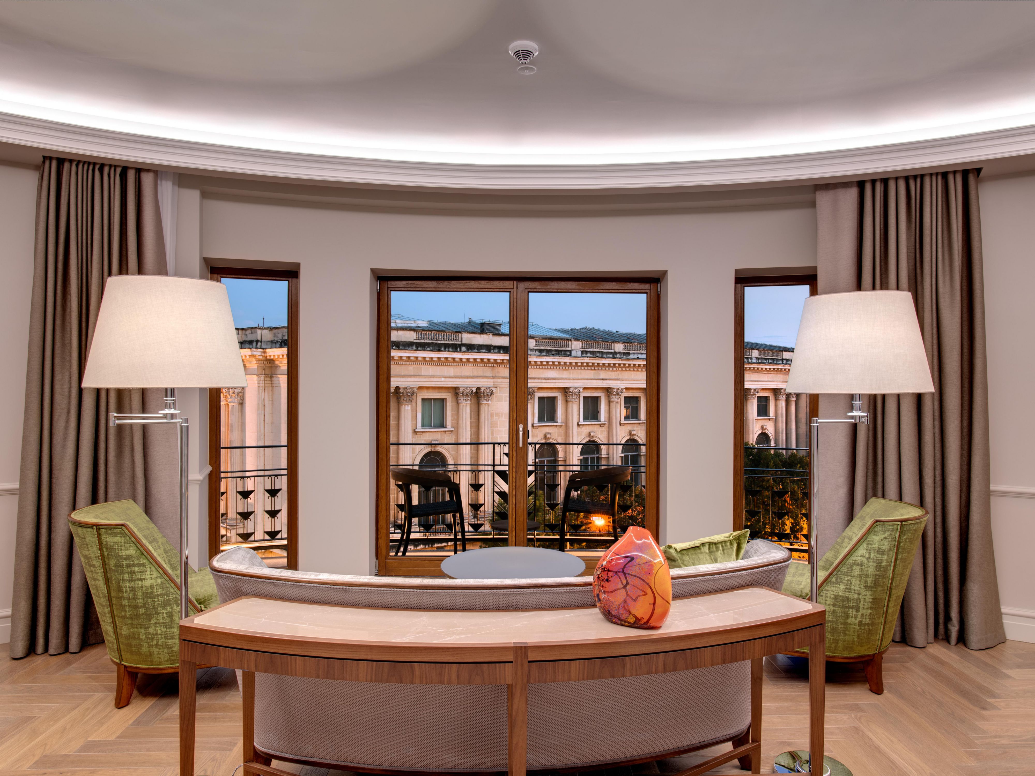 InterContinental Athénée Palace Bucharest роскошный отель в Bucharest
