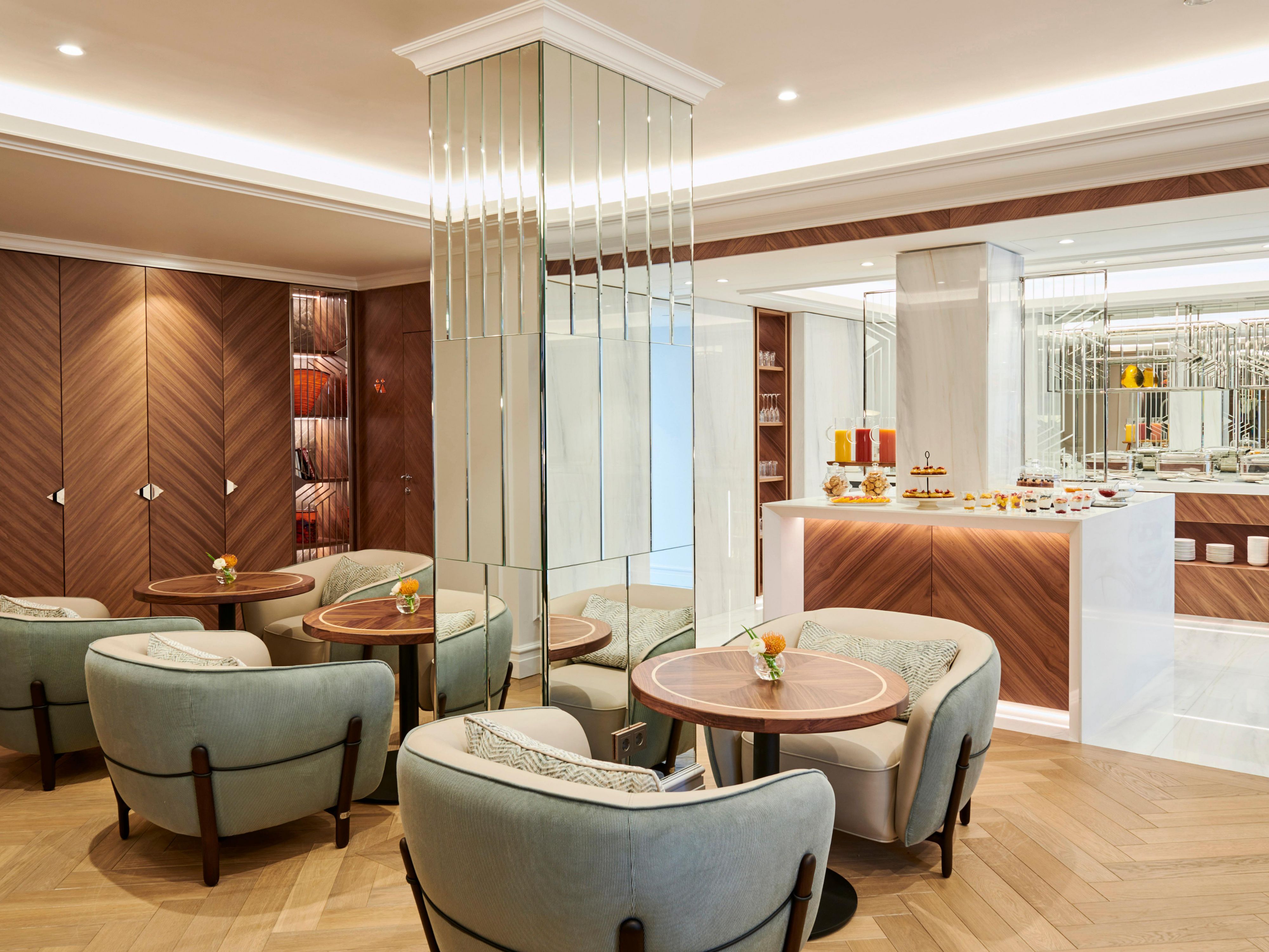 InterContinental Athenee Palace Guest Lounge