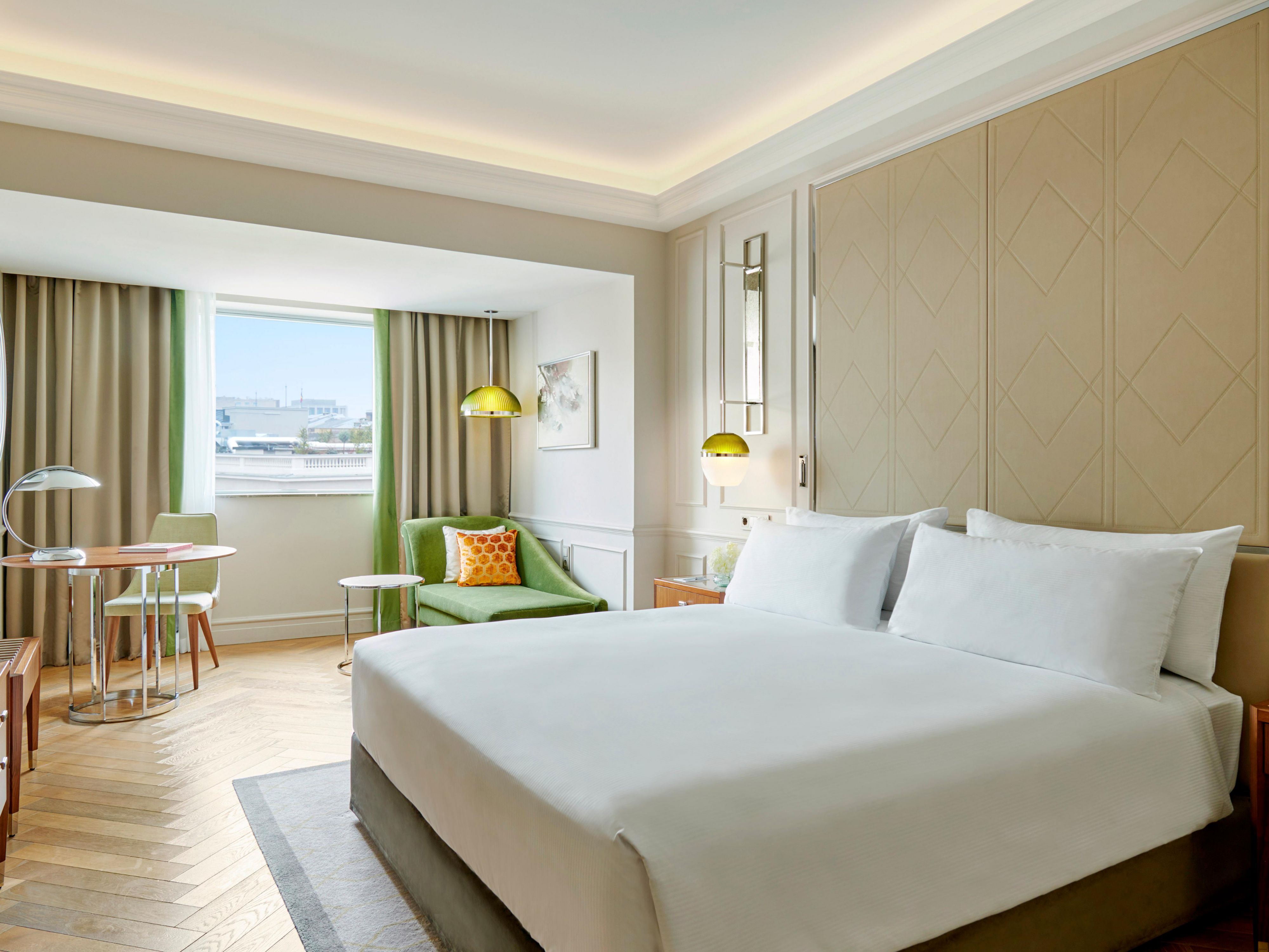 InterContinental Athenee Palace King Classic Room new wing