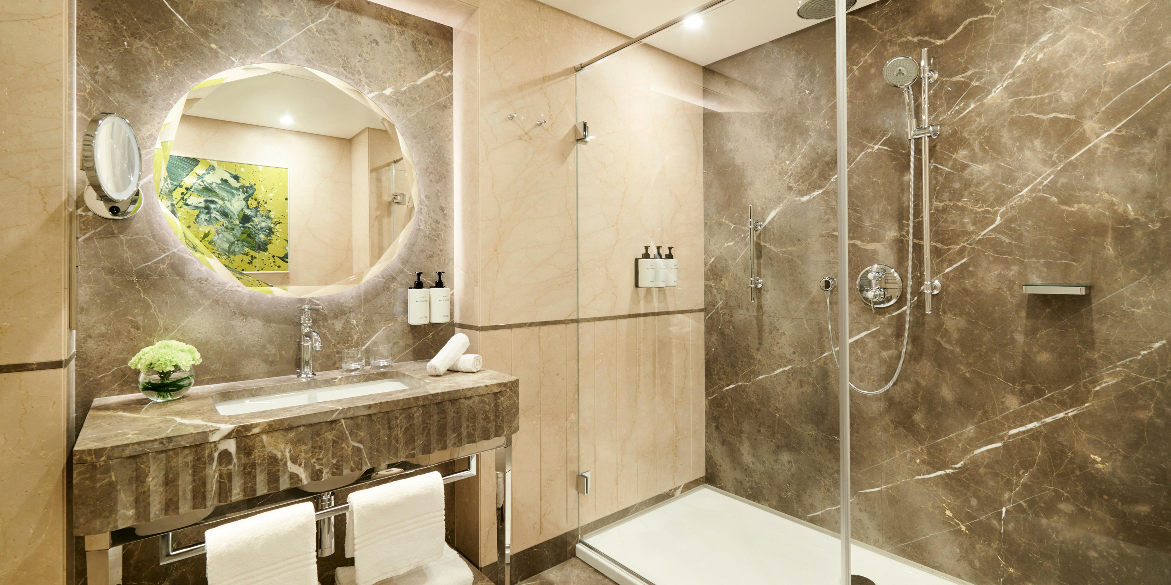 InterContinental Athenee Palace Bucharest Palace Suite Bathroom