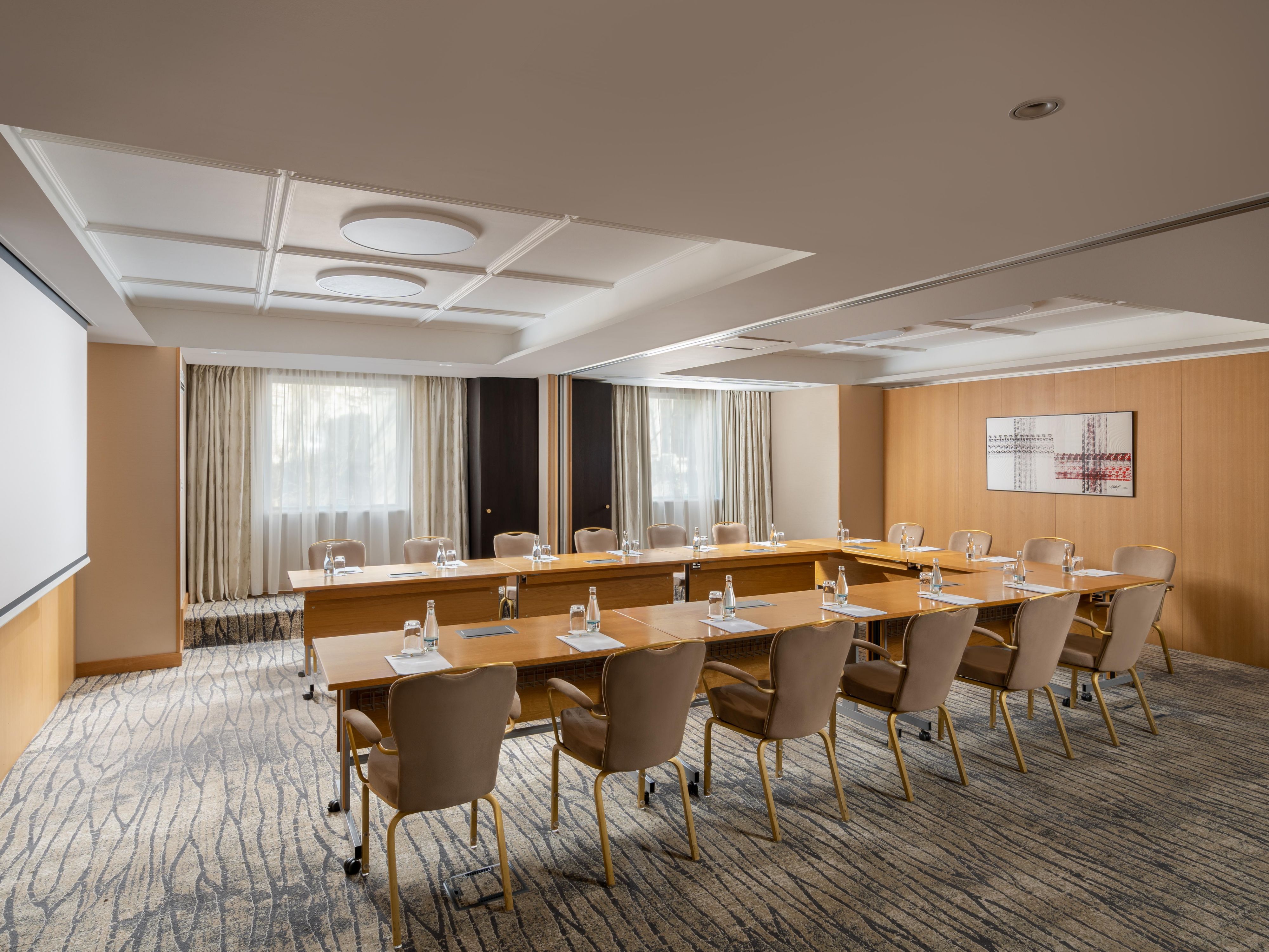 Mozart Meeting Room