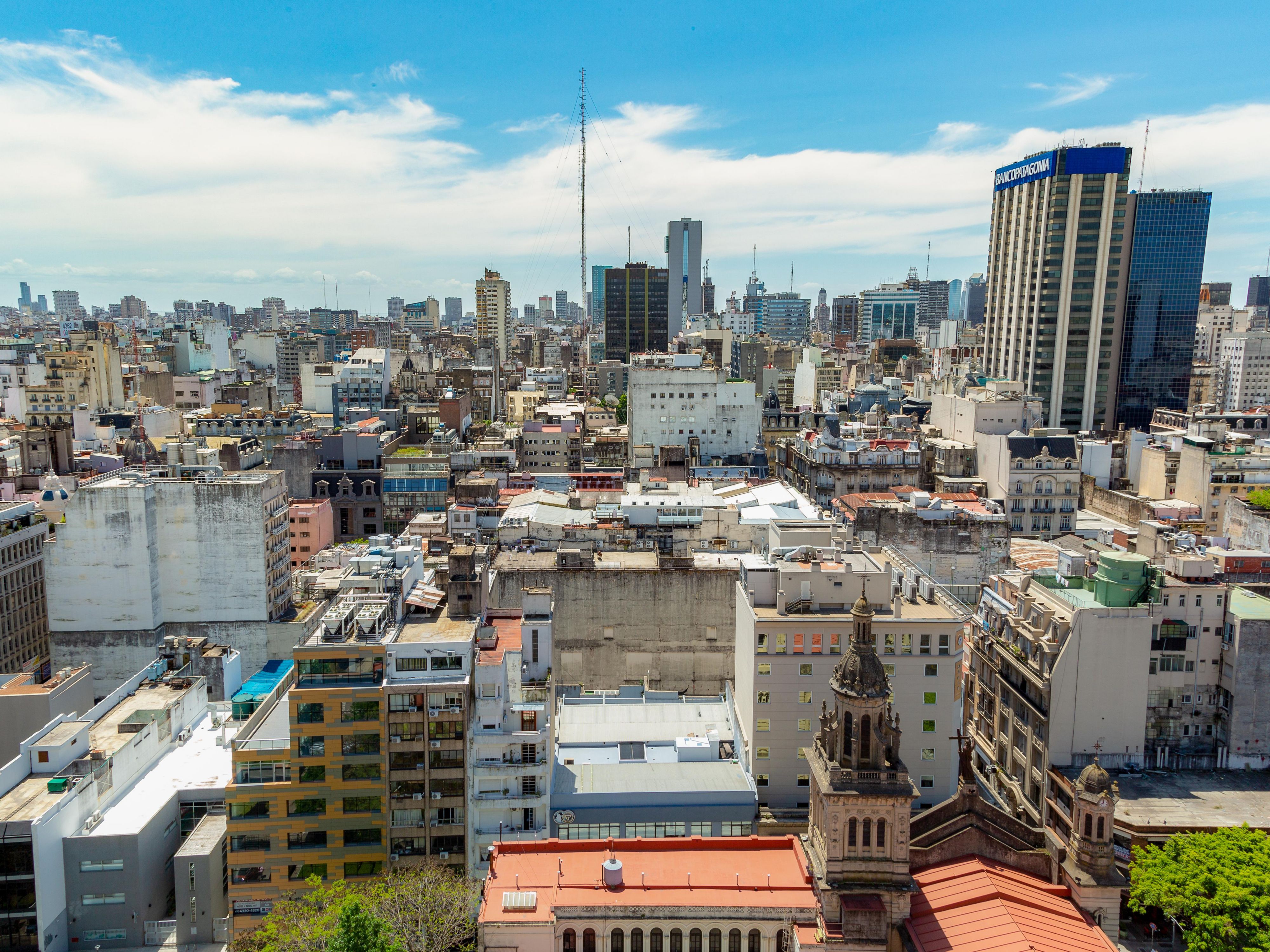 Room with City View 