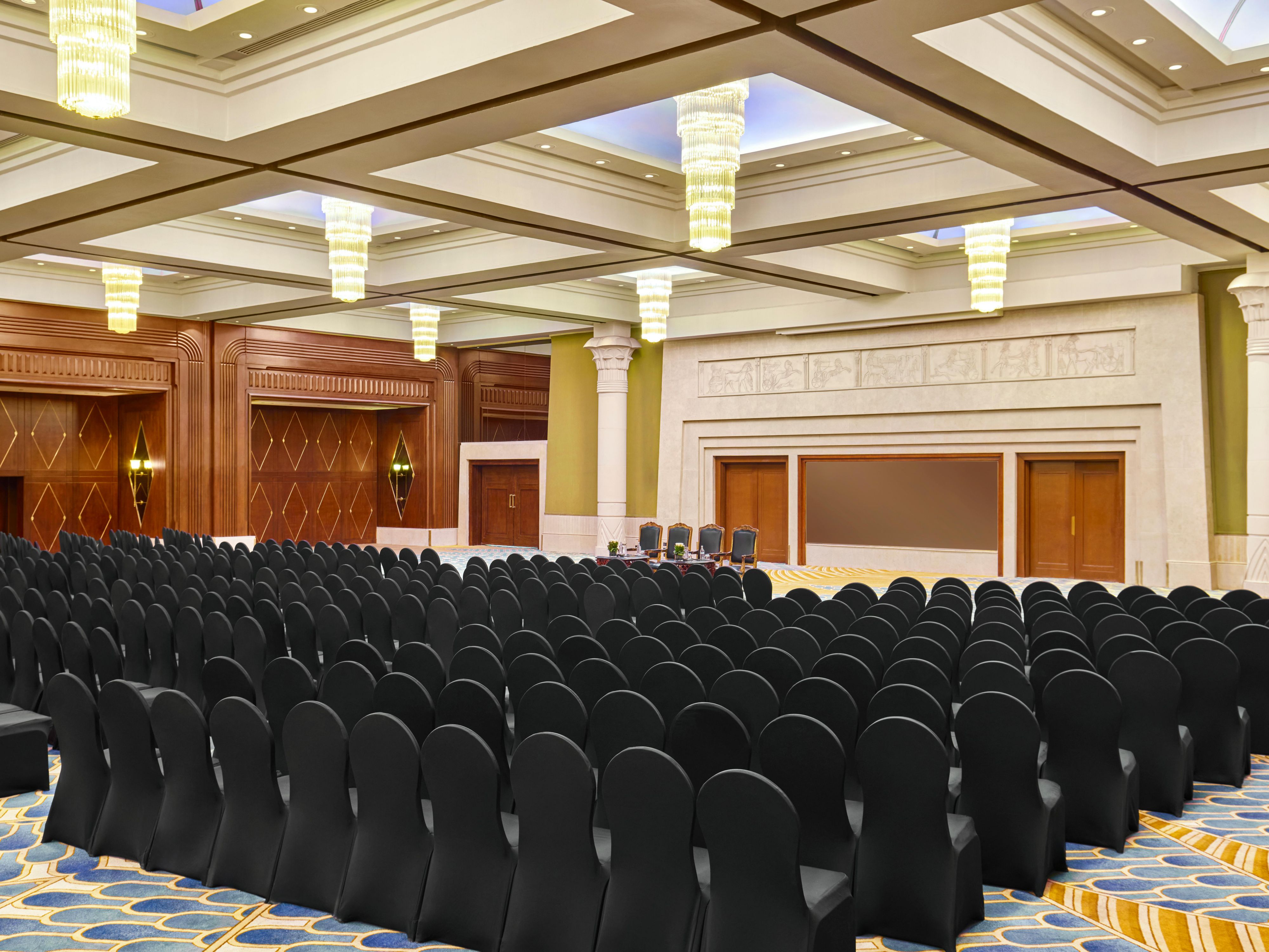 Al Saraya Ballroom accommodates up to 2000 guests
