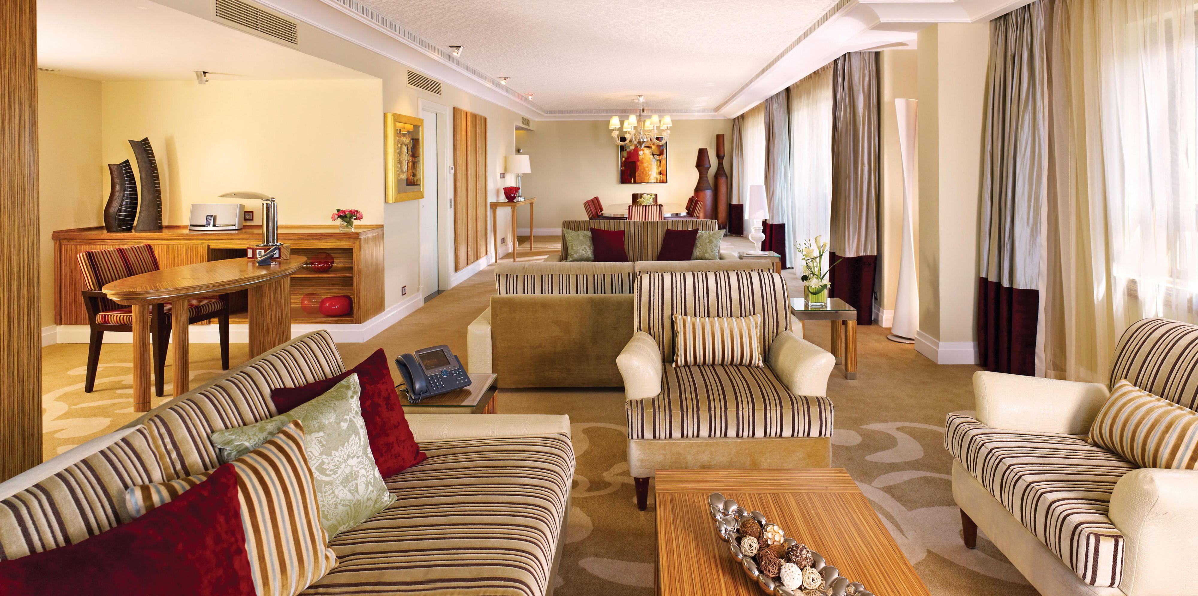 Club InterContinental Royal Suite offers ample space and comforts