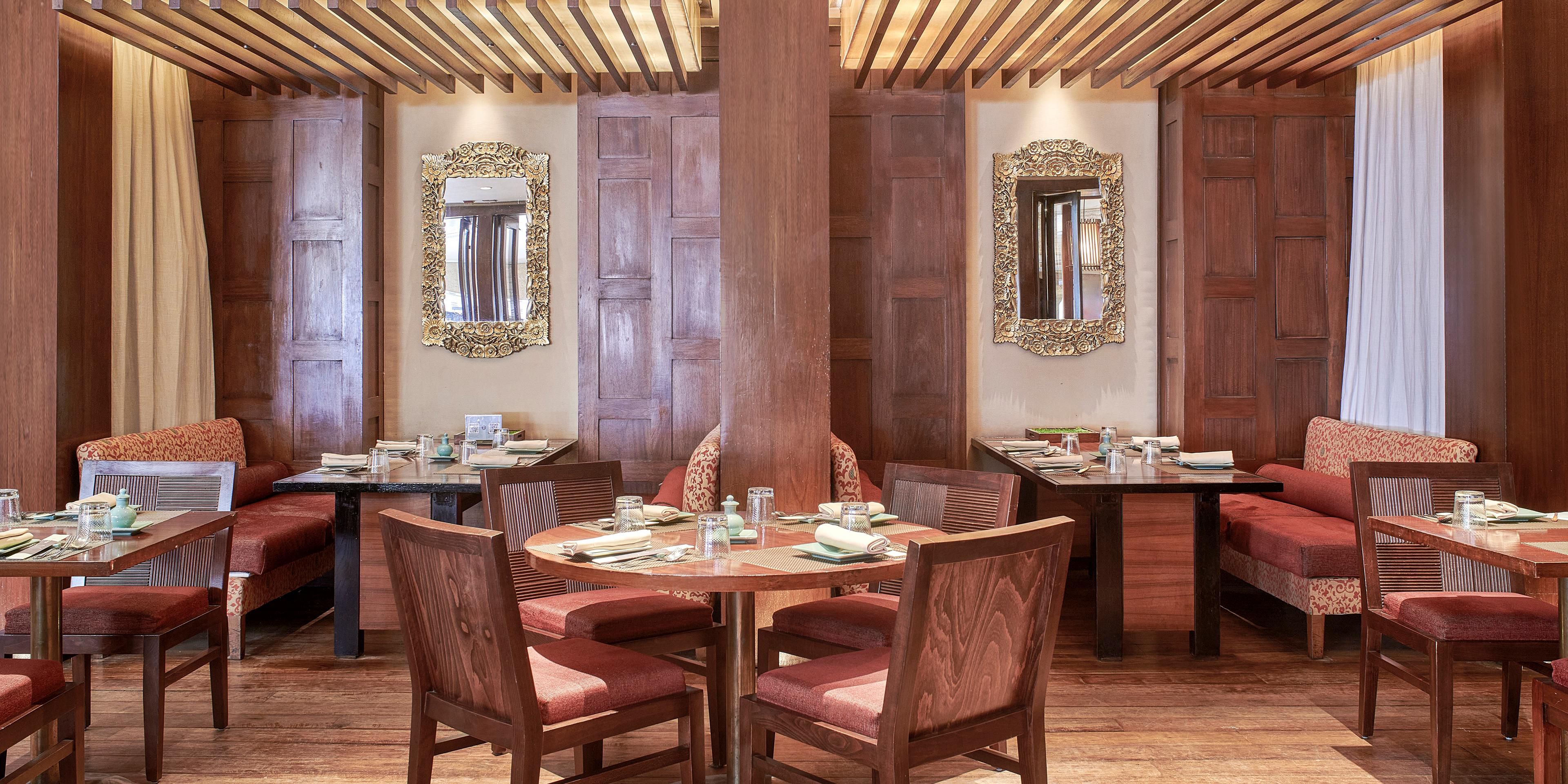 At Birdcage, Thai dining takes on a whole new perspective. We use the finest ingredients and meticulous preparation to create a range of traditional and contemporary dishes. The newly appointed Thai Chef Pairote Pimswat ensures an unforgettable experience for discerning food enthusiasts. Open daily for lunch and dinner from 12:00 pm till midnight.