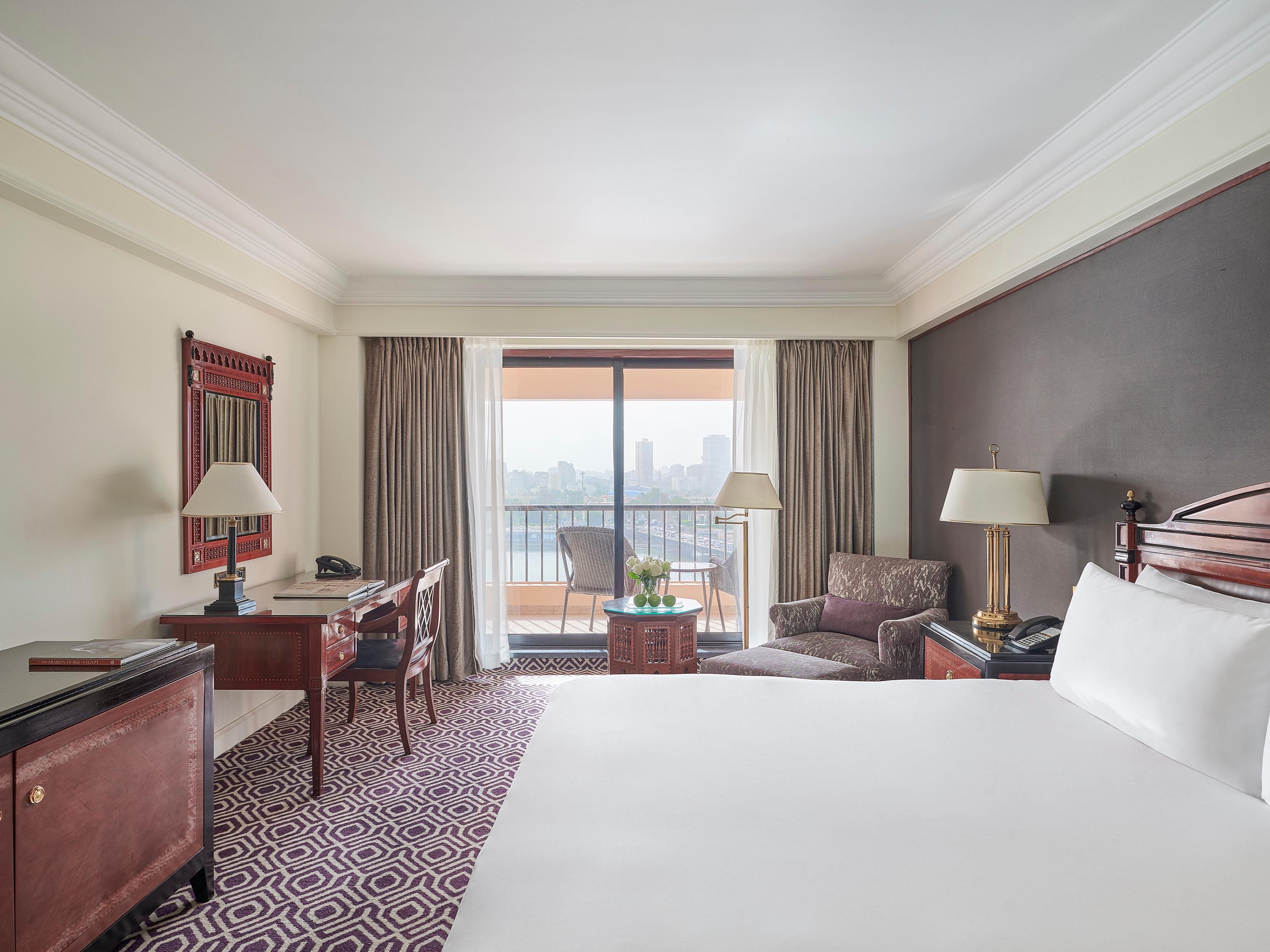 Club Floor Room