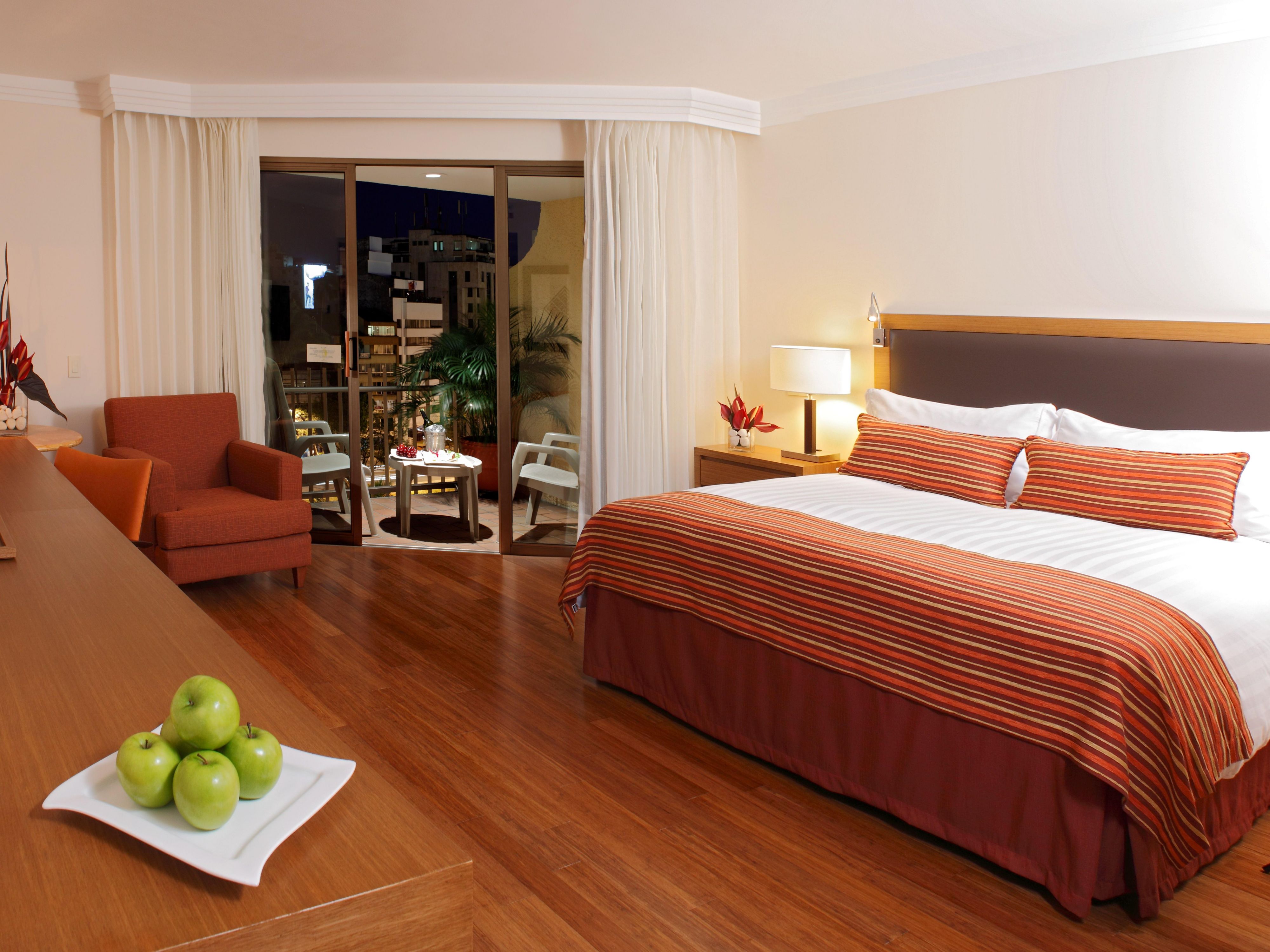 King Bed Guest Room