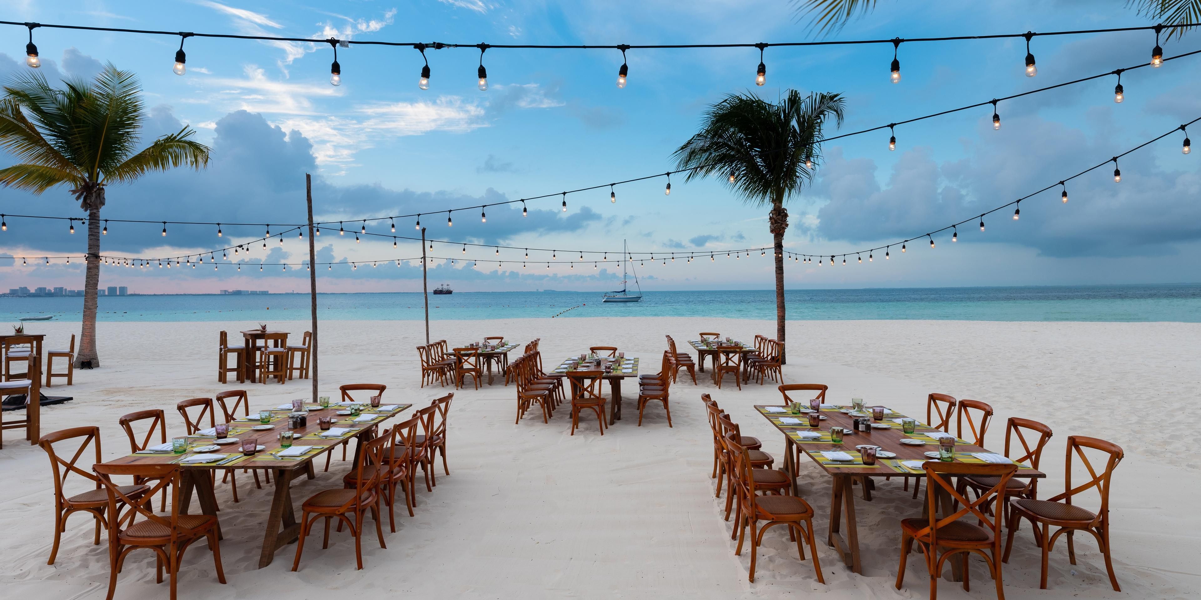 Your destination wedding in Cancun is here. From our breathtaking oceanfront venue to a beautiful garden, wonderful ballrooms, a private pool and a terrace with a unique view. We partner with the most prestigious wedding planners who will take charge of everything so you can enjoy every minute of your special day.