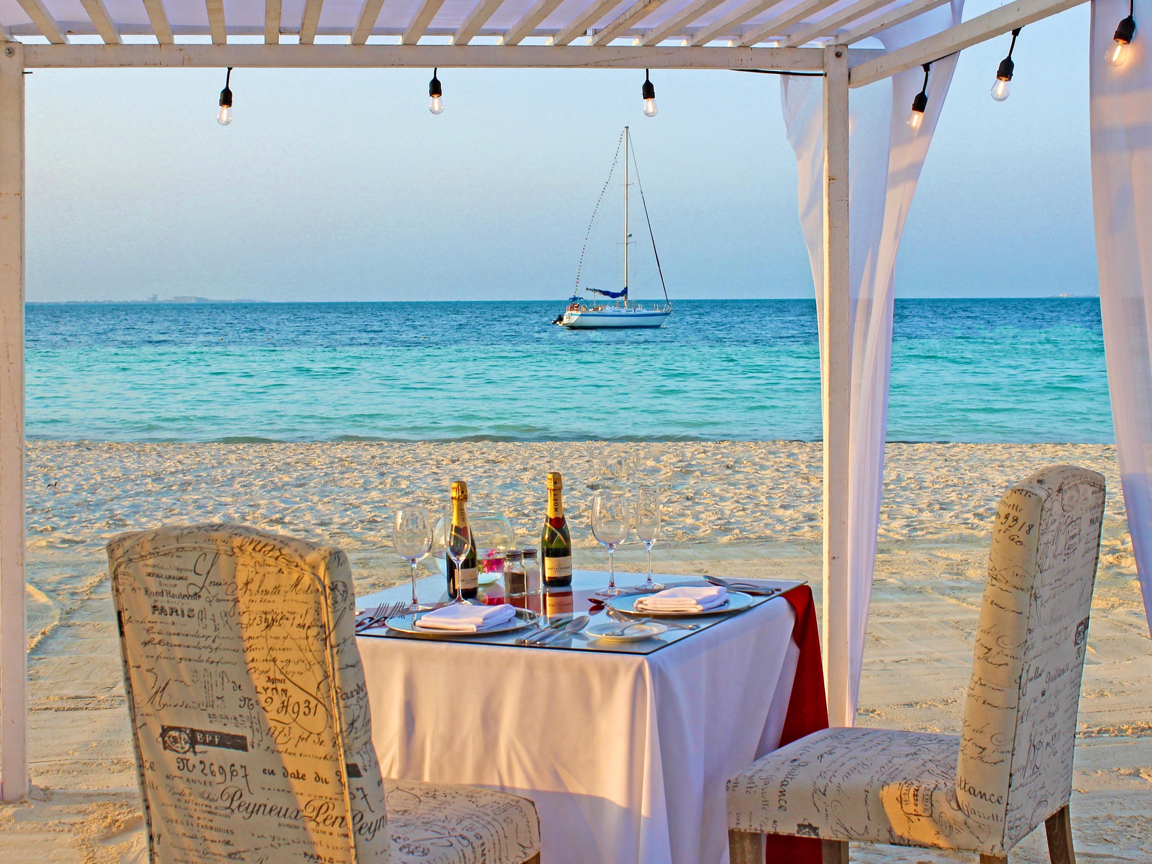 Lovely Romantic Dinner on the Beach