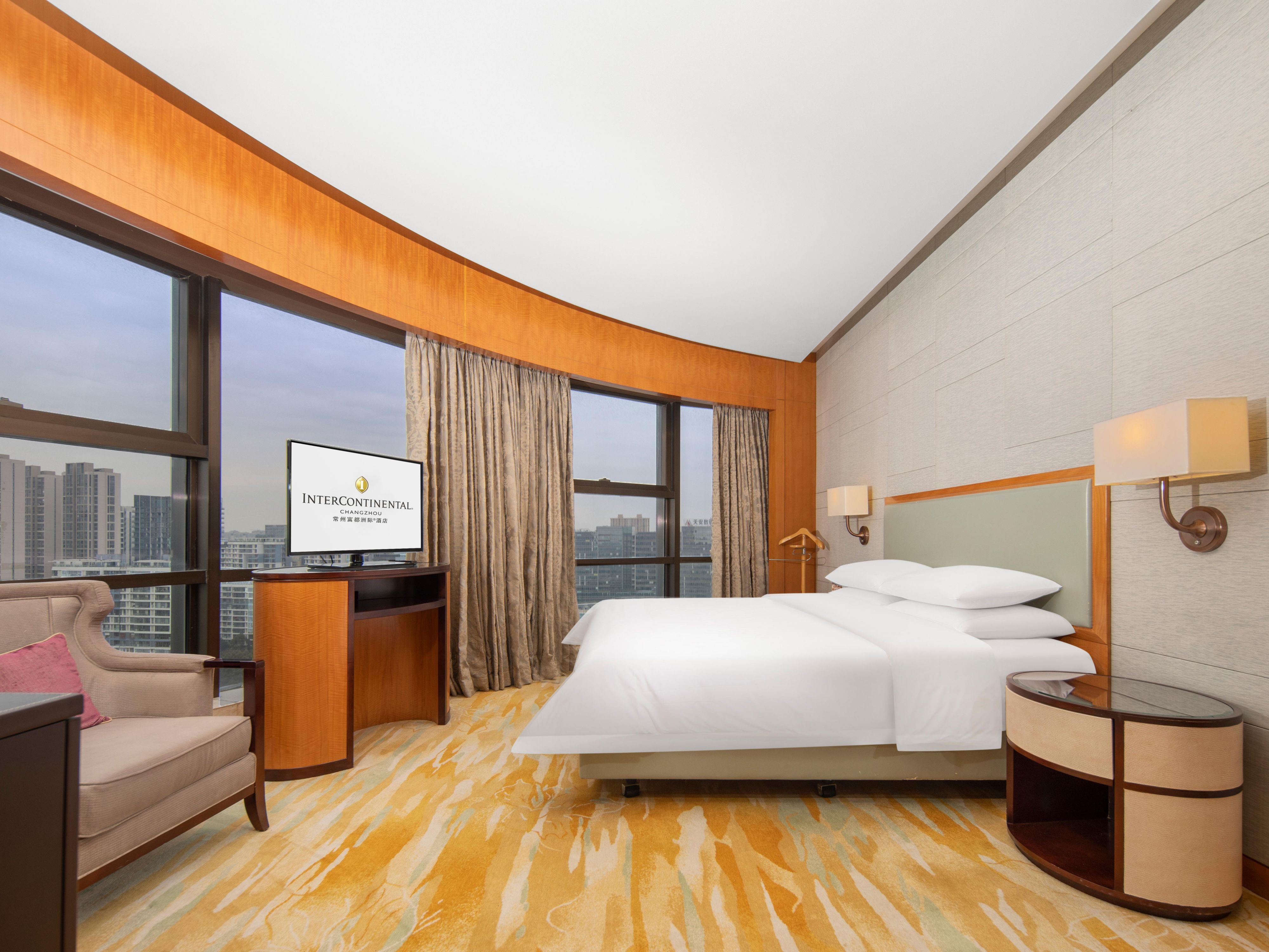 King Bed Guest Room