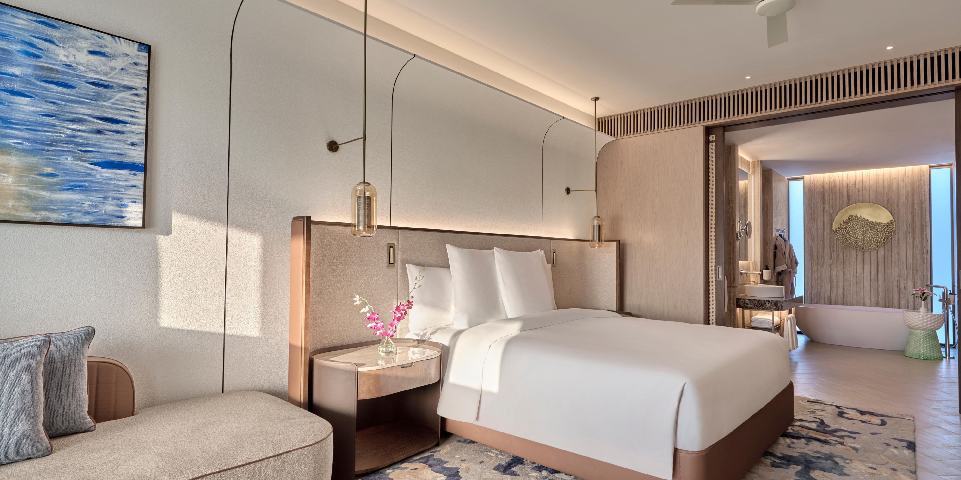 King Classic Room Full View
