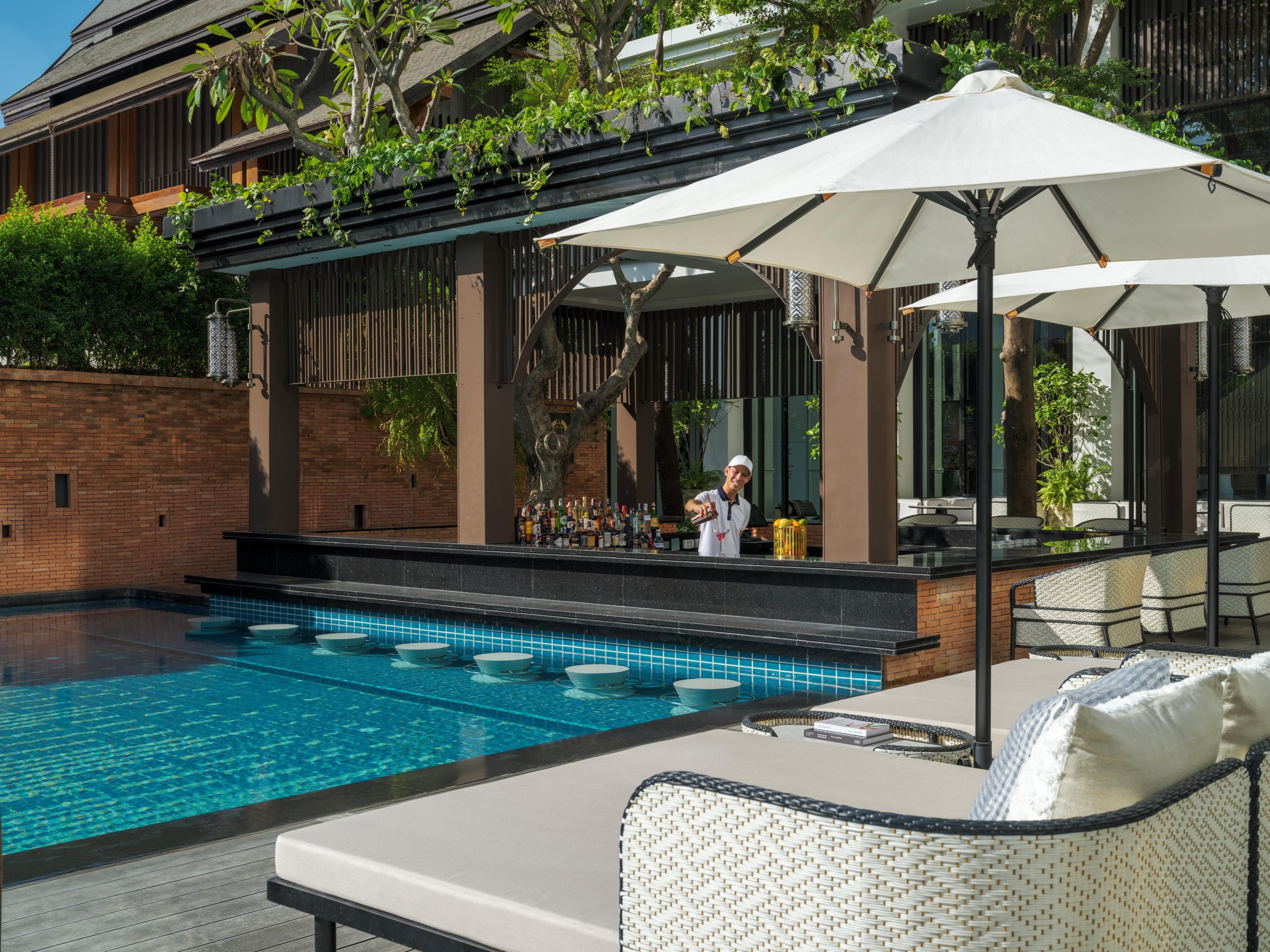 Kam Pool Bar