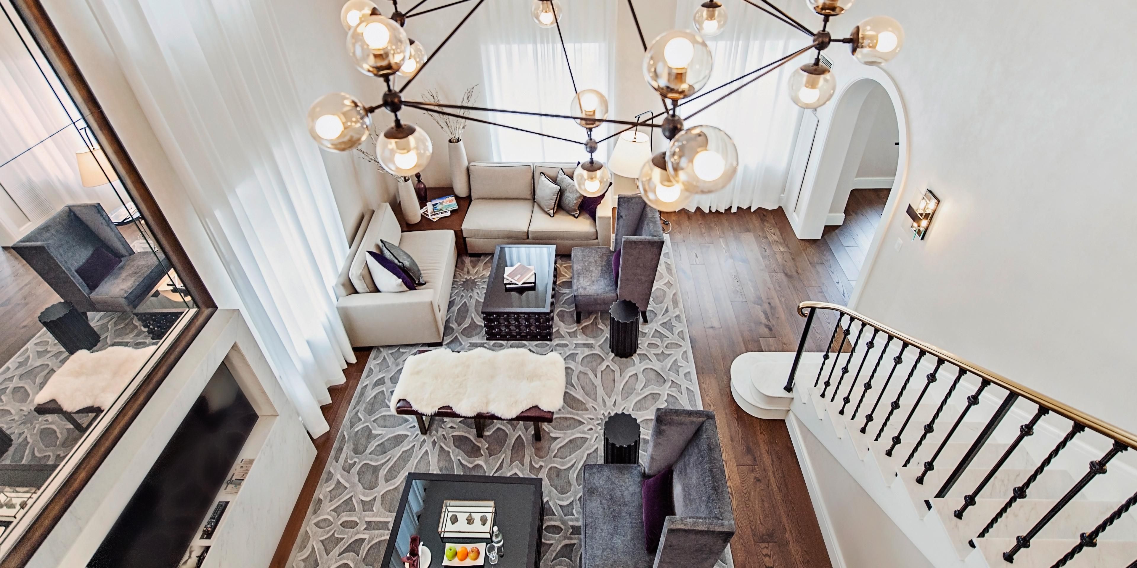 Modern luxury is found in every detail of our Presidential Suite