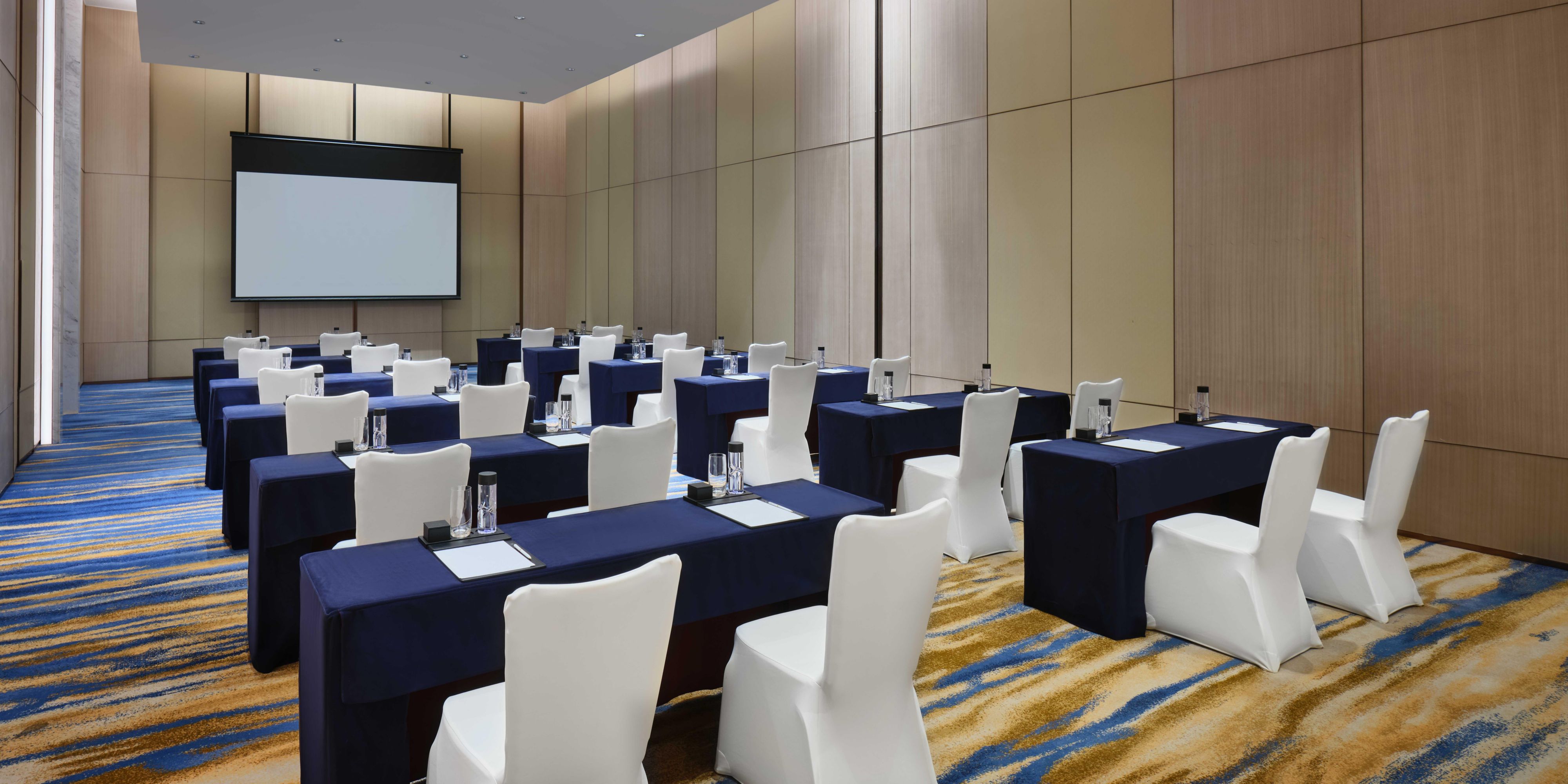 会议室(1 2)课桌式