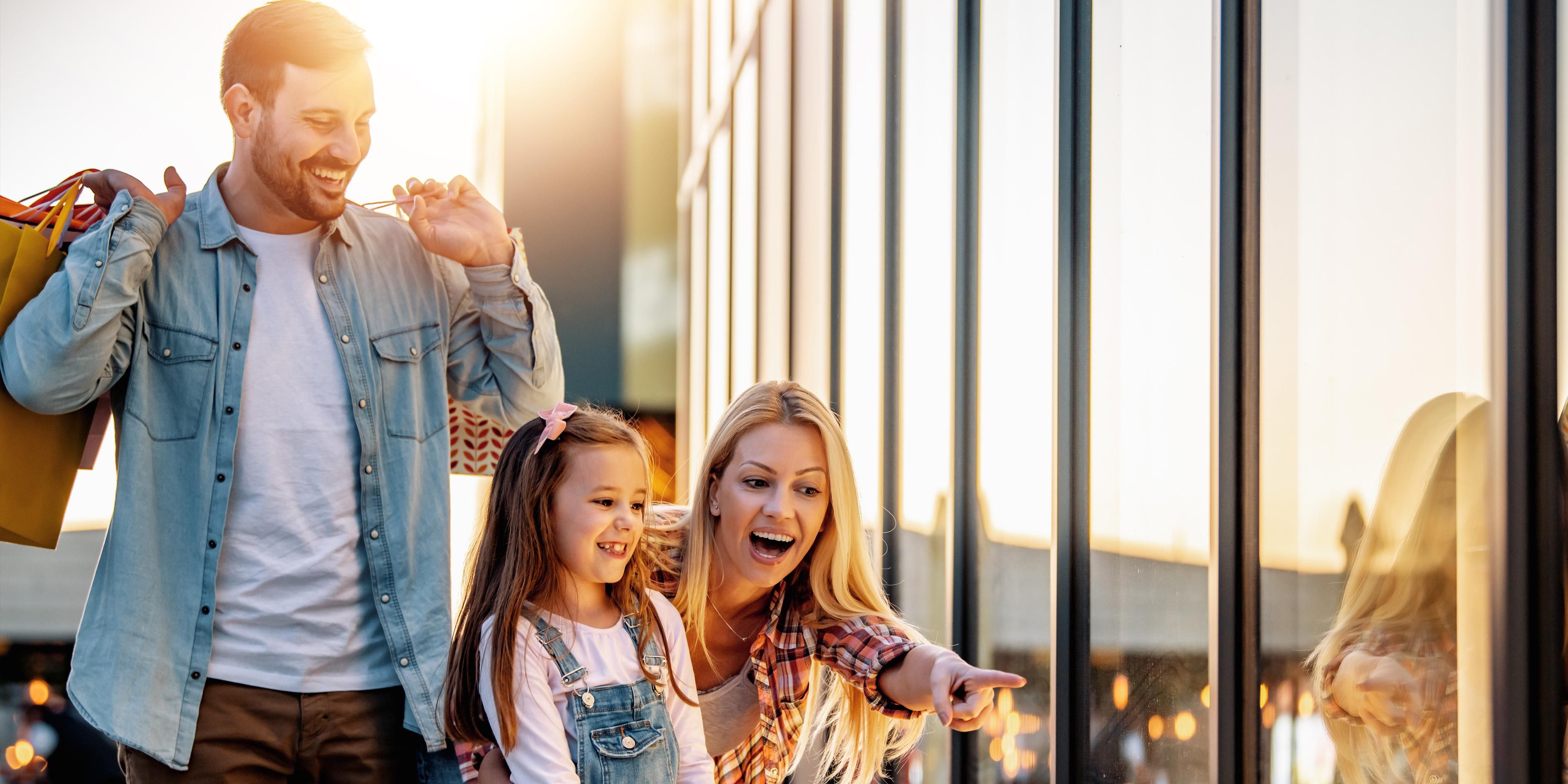 Enjoy an unforgettable vacation with a buffet breakfast for two at Café Urbano, kids eat free, 15% off specialty restaurants and laundry, 10% off at La Clásica boutique, early check-in, and late check-out subject to availability. Book now and explore the best places to visit in Mexico City from our hotel in Polanco.