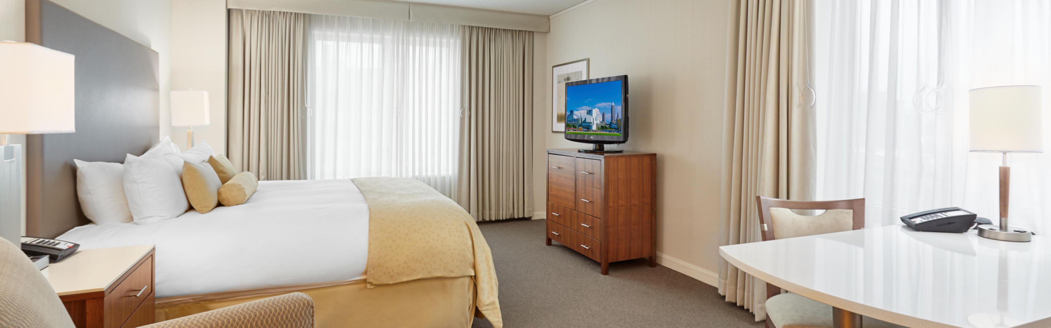 InterContinental Cleveland - hotel rooms
