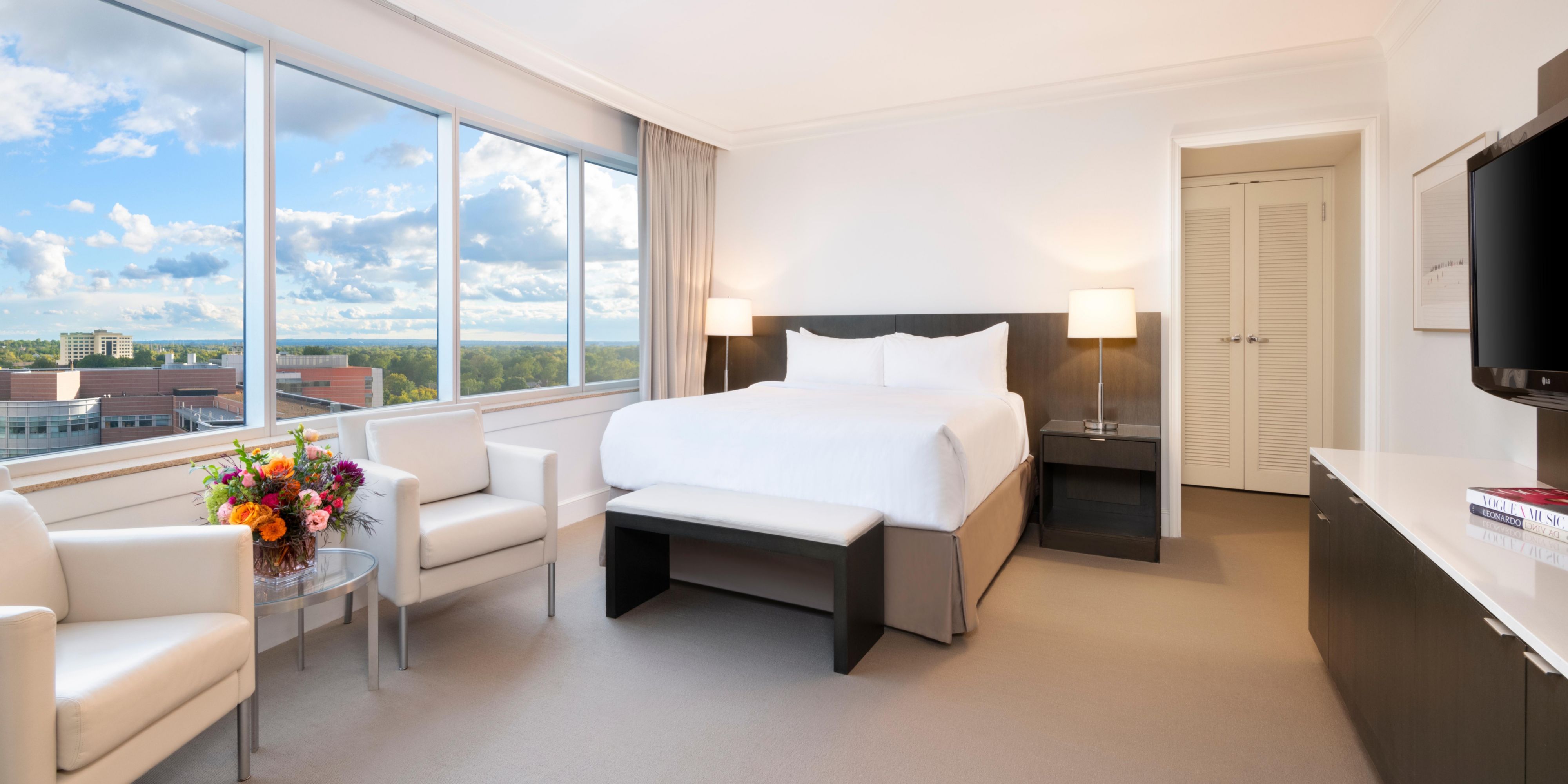 Spacious ADA 1 King guestroom at InterContinental Cleveland