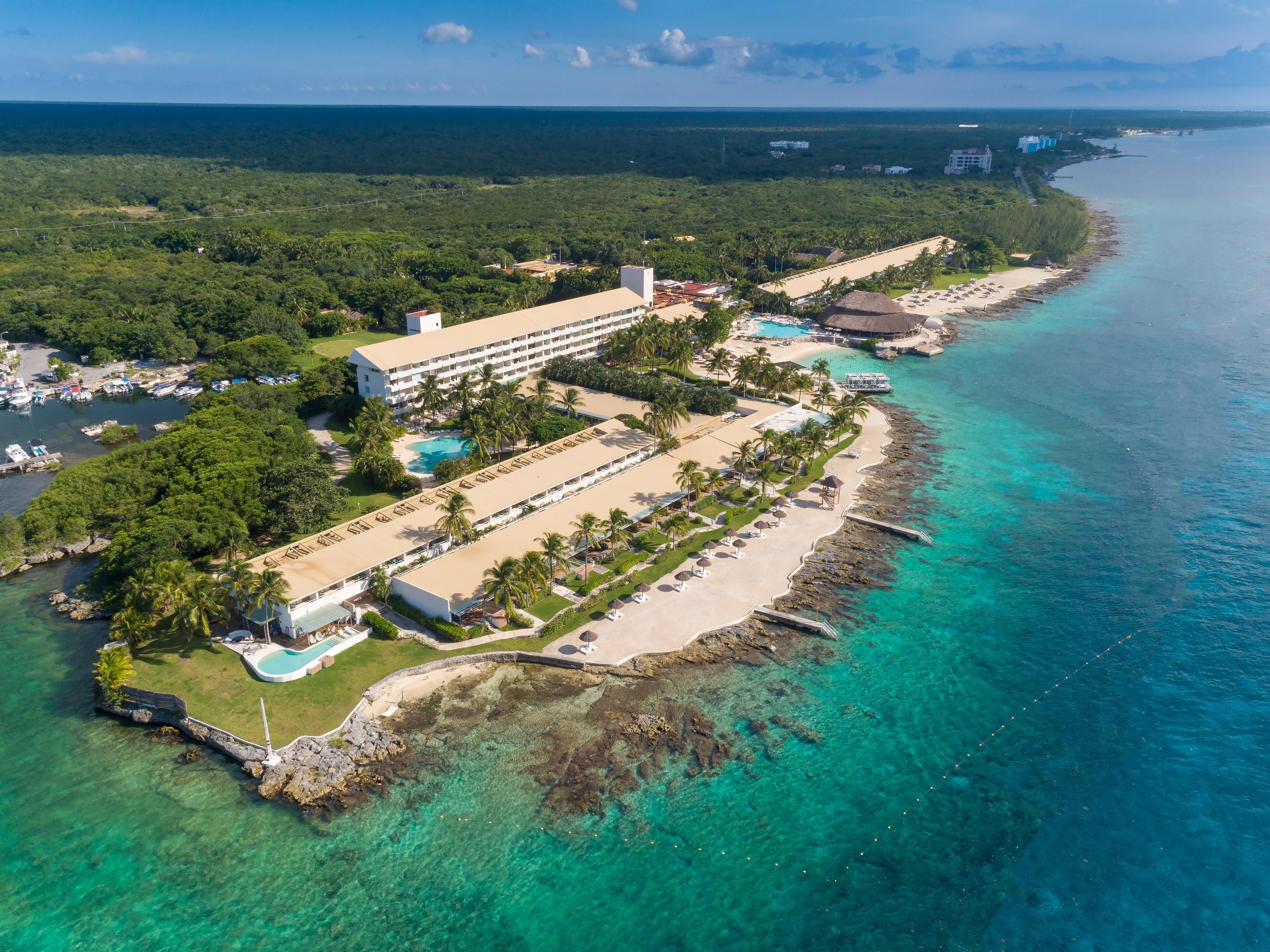 Beach Hotels in Cozumel | Top 12 Oceanfront Hotels & Resorts by IHG