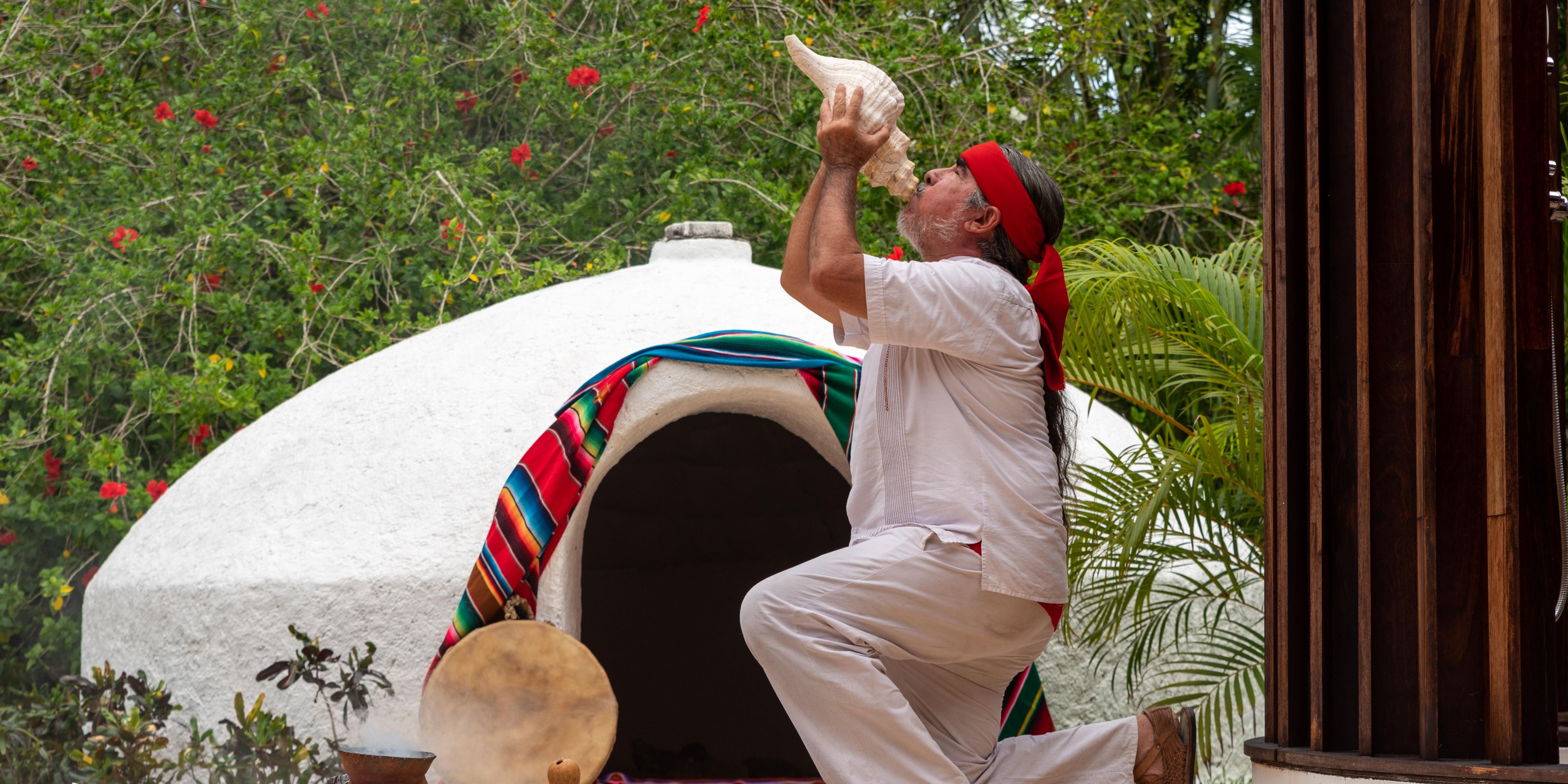 Experience a purification ritual guided by a shaman at the temazcal of Presidente InterContinental Spa. Enjoy a unique wellness experience in a natural and elegant setting. Reservation required. Phone: +52 987 872 9500 Ext. 88